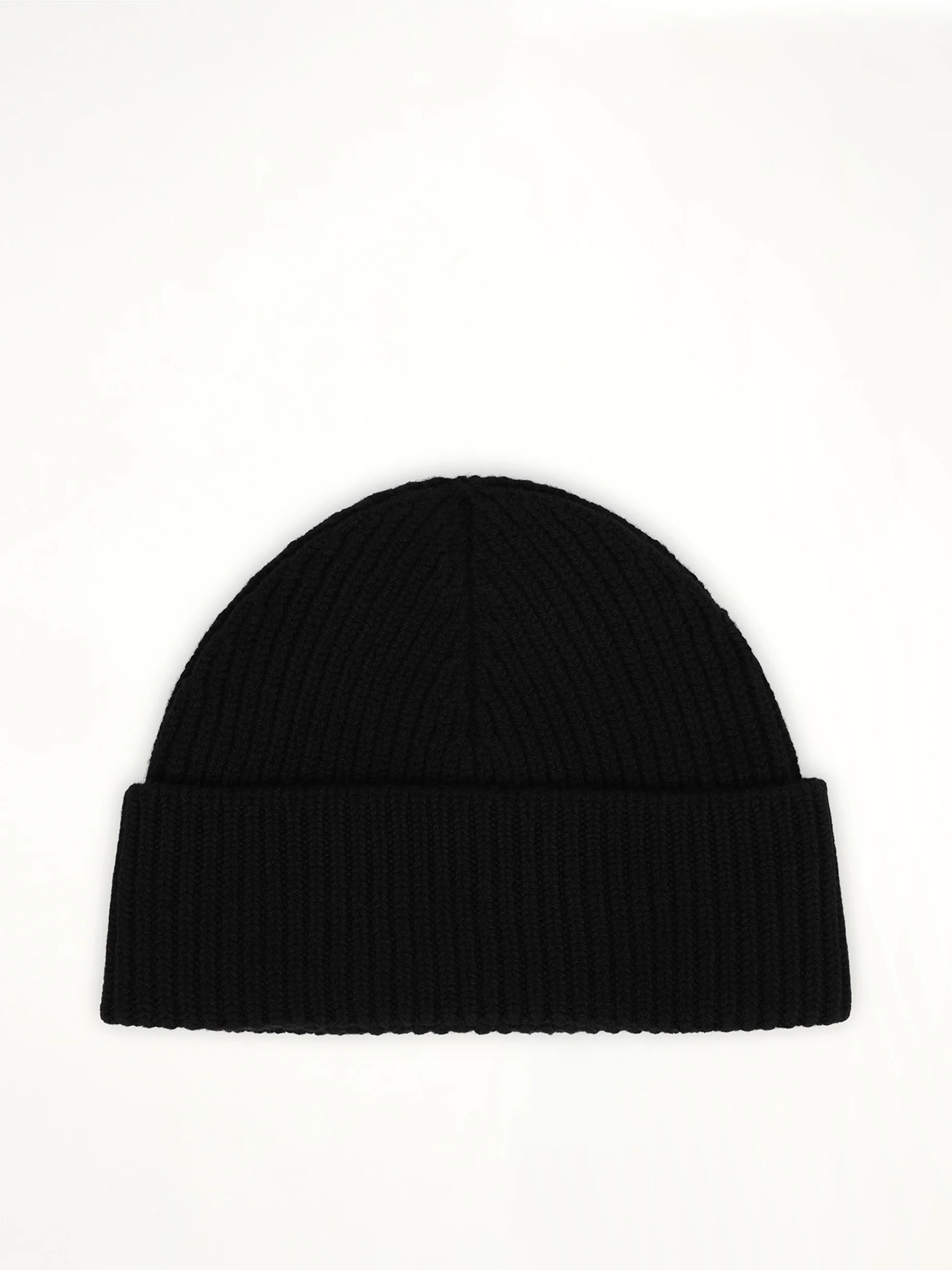 Beanie with Contrasted Ami De Coeur in Black - Image 3