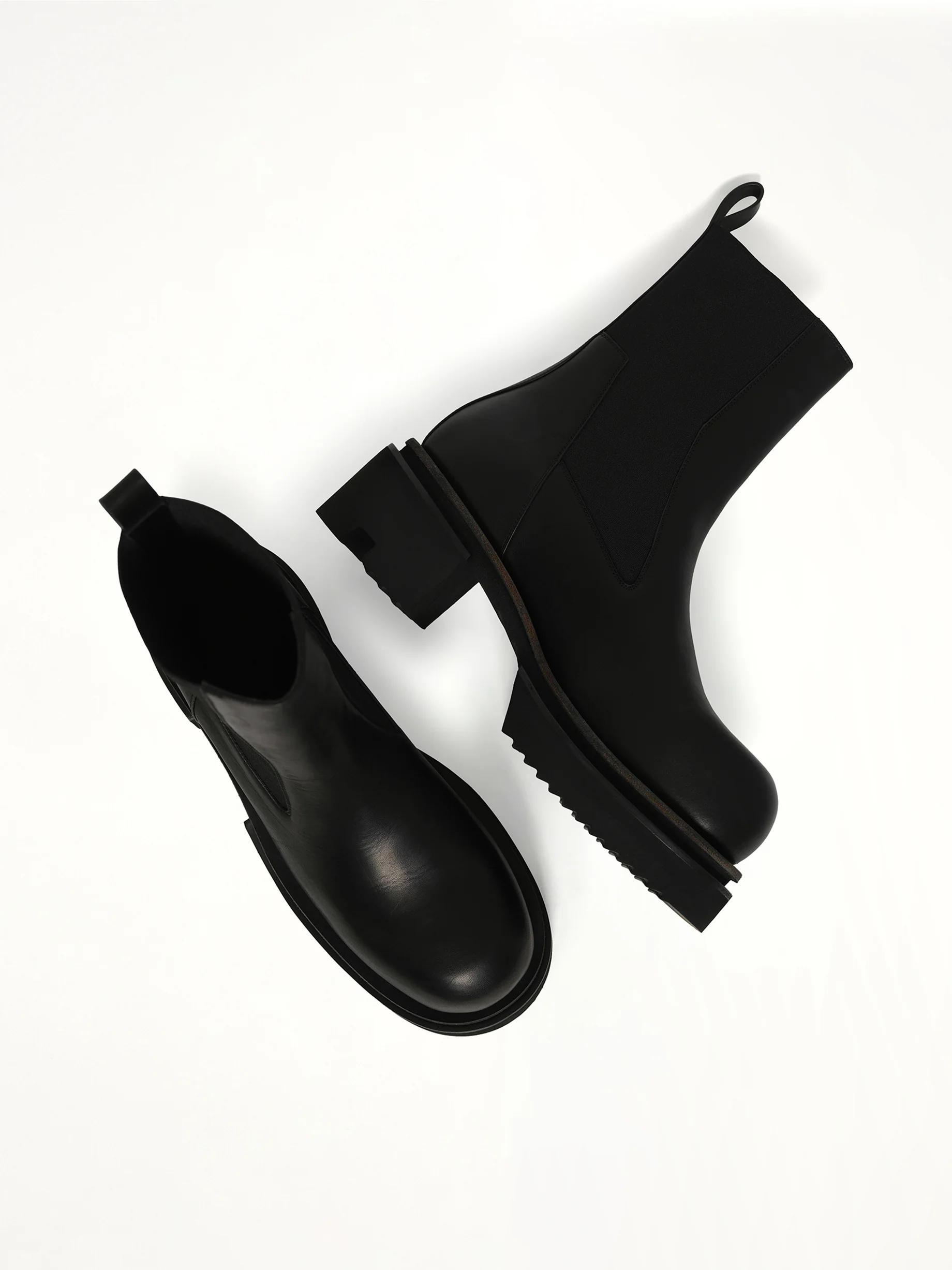 Beatle Bogun in Black - Image 4