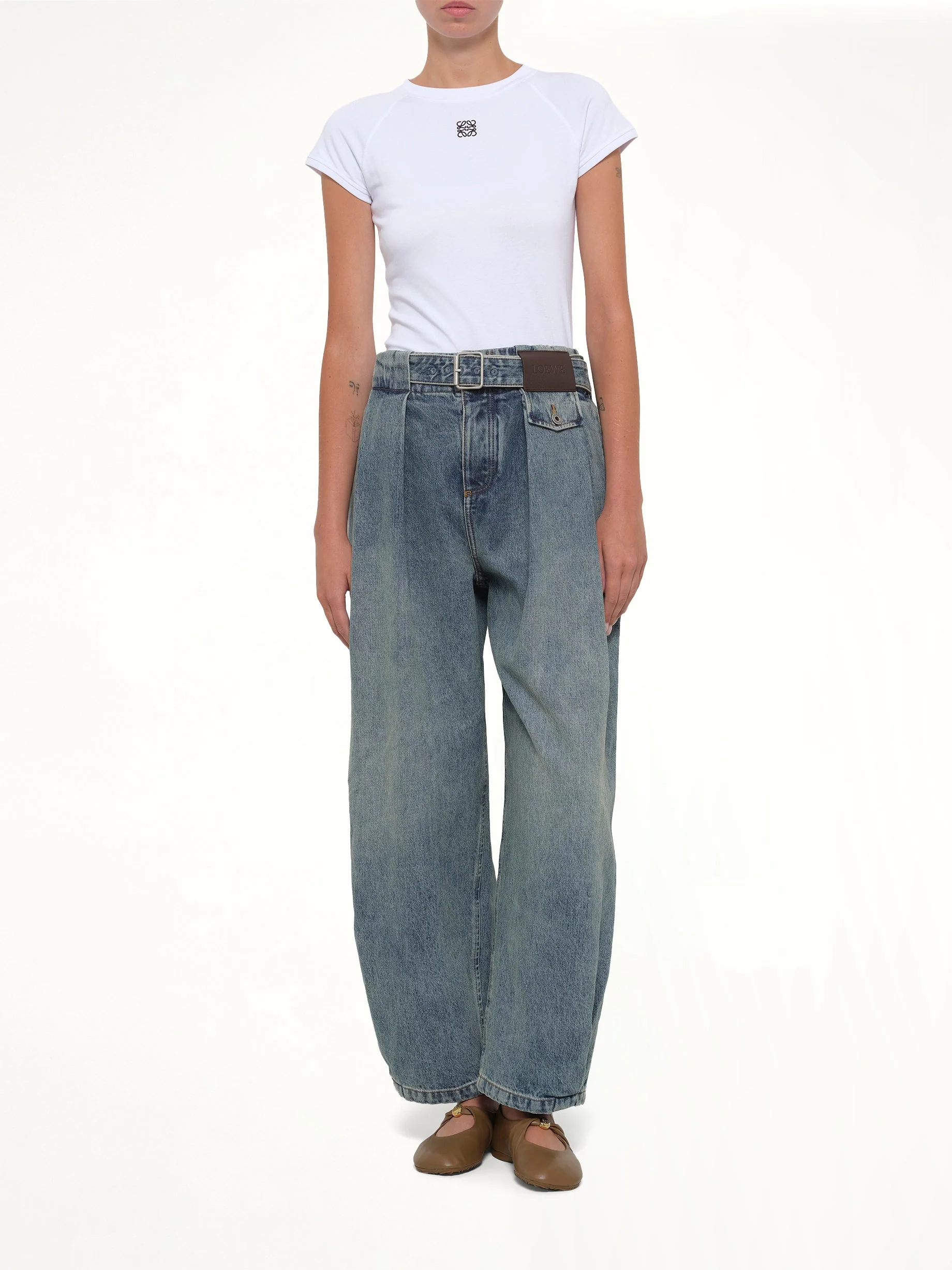 Belted Jeans AF in Washed Denim - Image 7