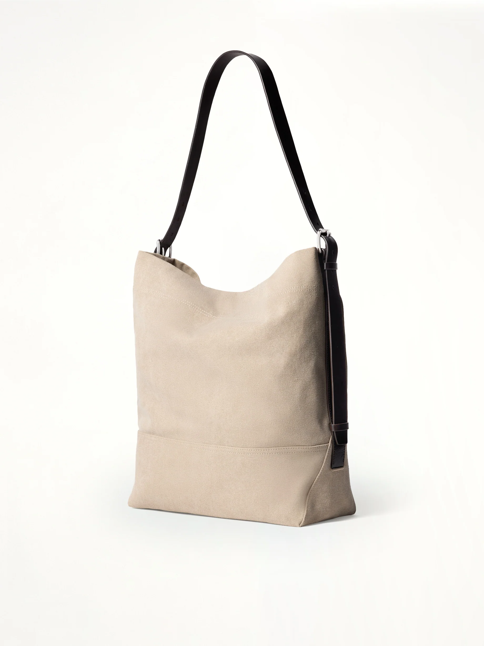 Belted Tote Bag in Dark Linen - Image 2