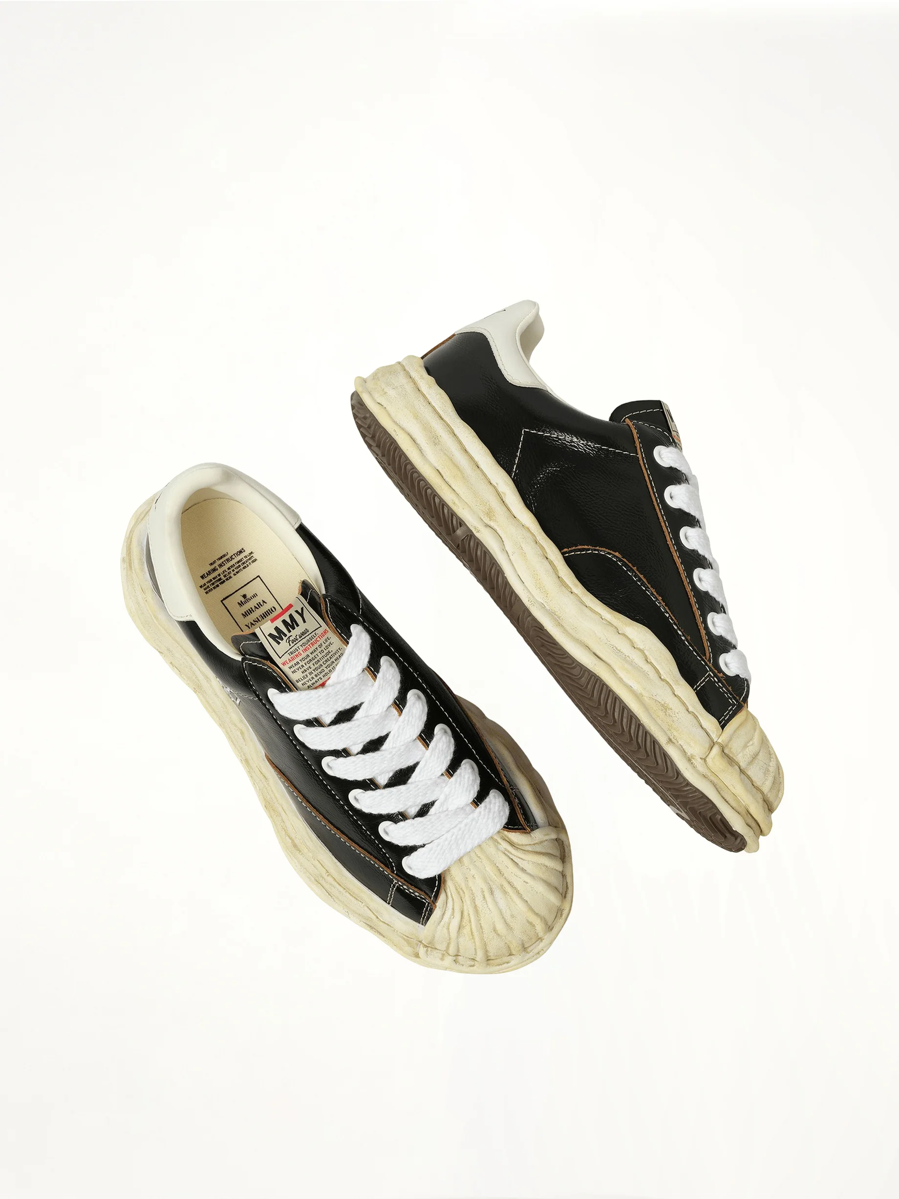 Blakey OG Wrinkled Leather Sneaker in Black - Image 4