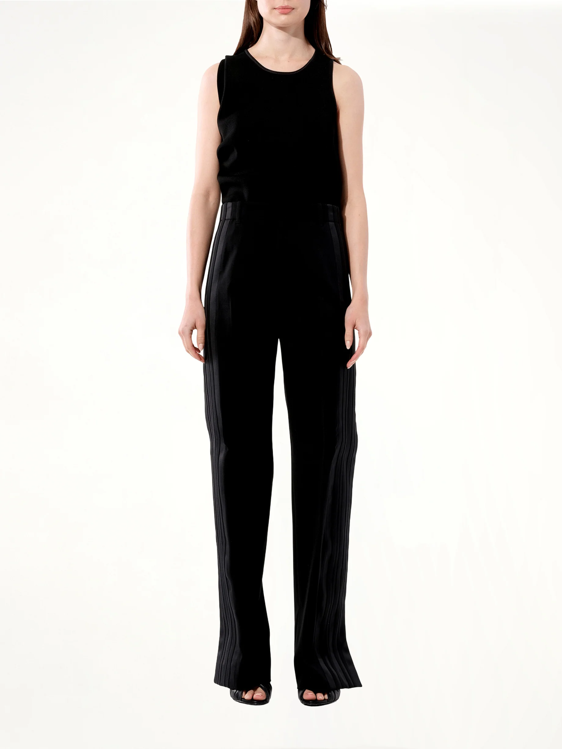 Classic Jogging Pants in Black - Image 4