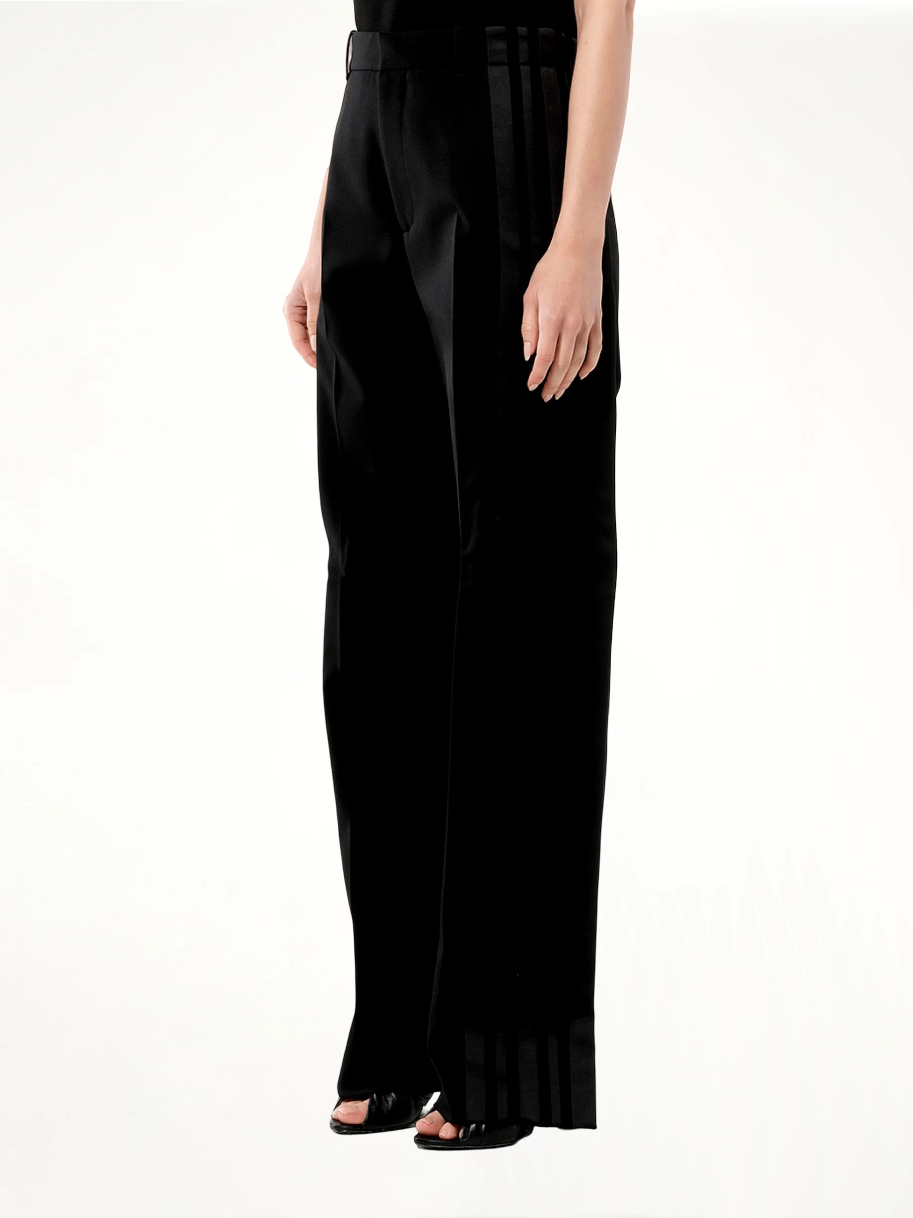Classic Jogging Pants in Black - Image 5