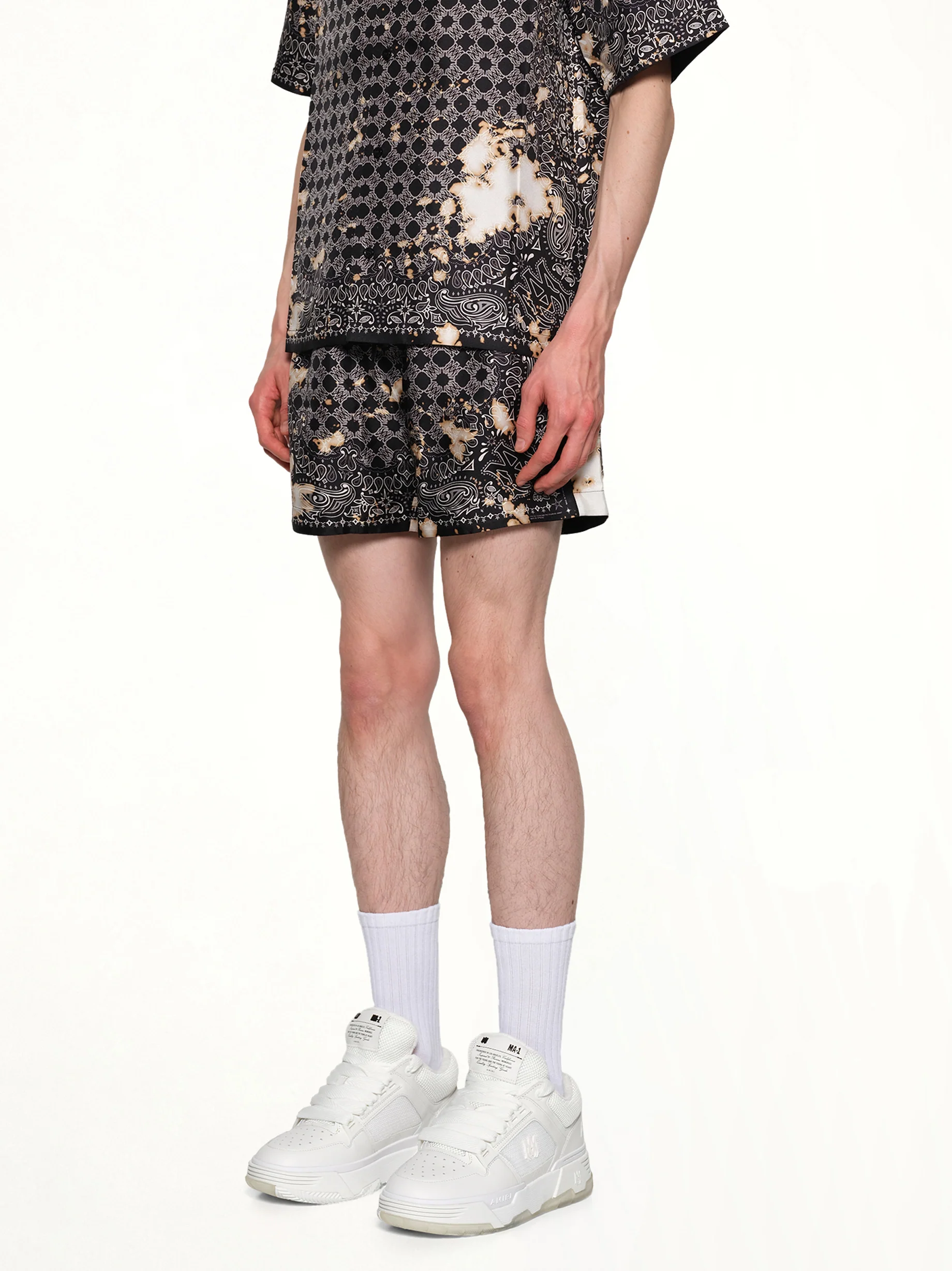 Bleach Bandana Bowling Shirt in Black - Image 3