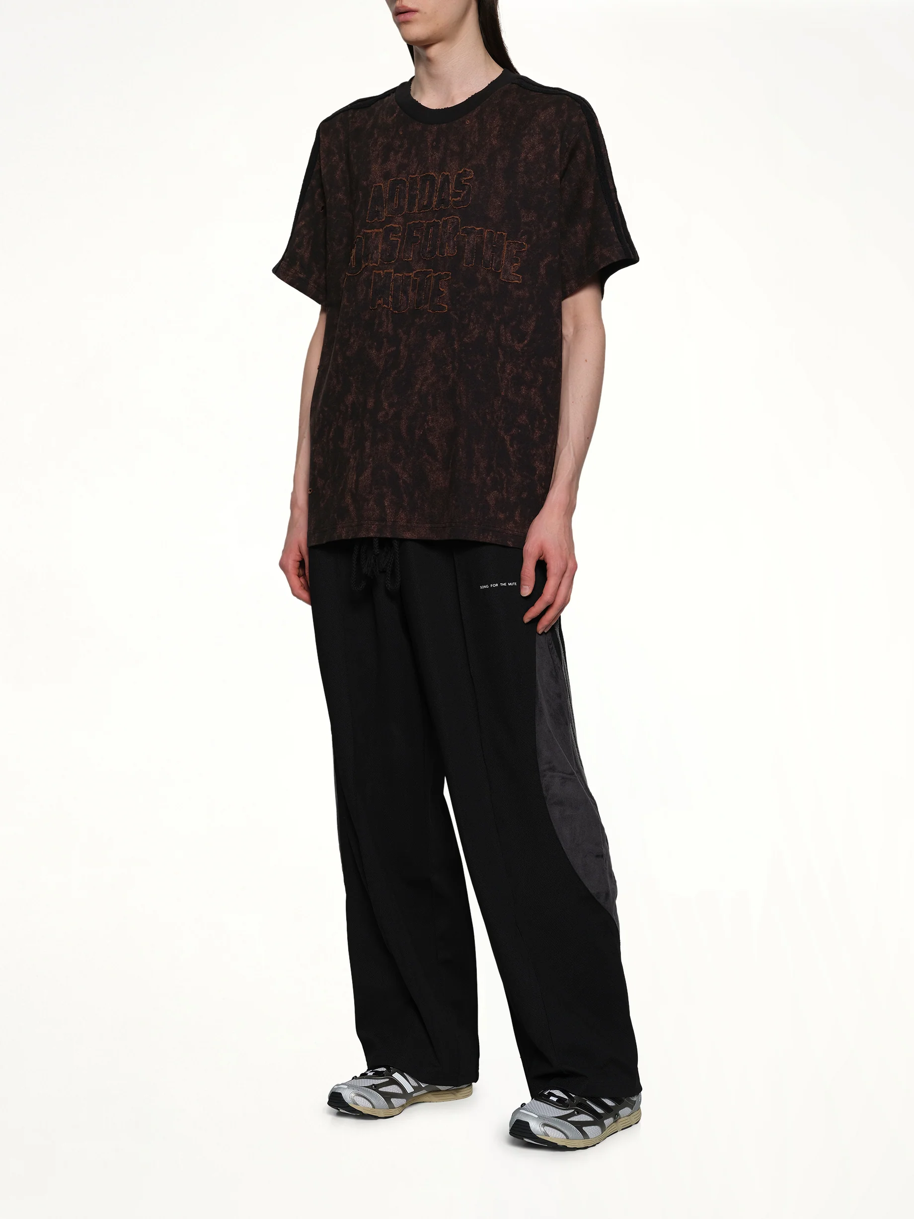 Bleaching Effect T-Shirt in Black/Wild Brown - Image 4