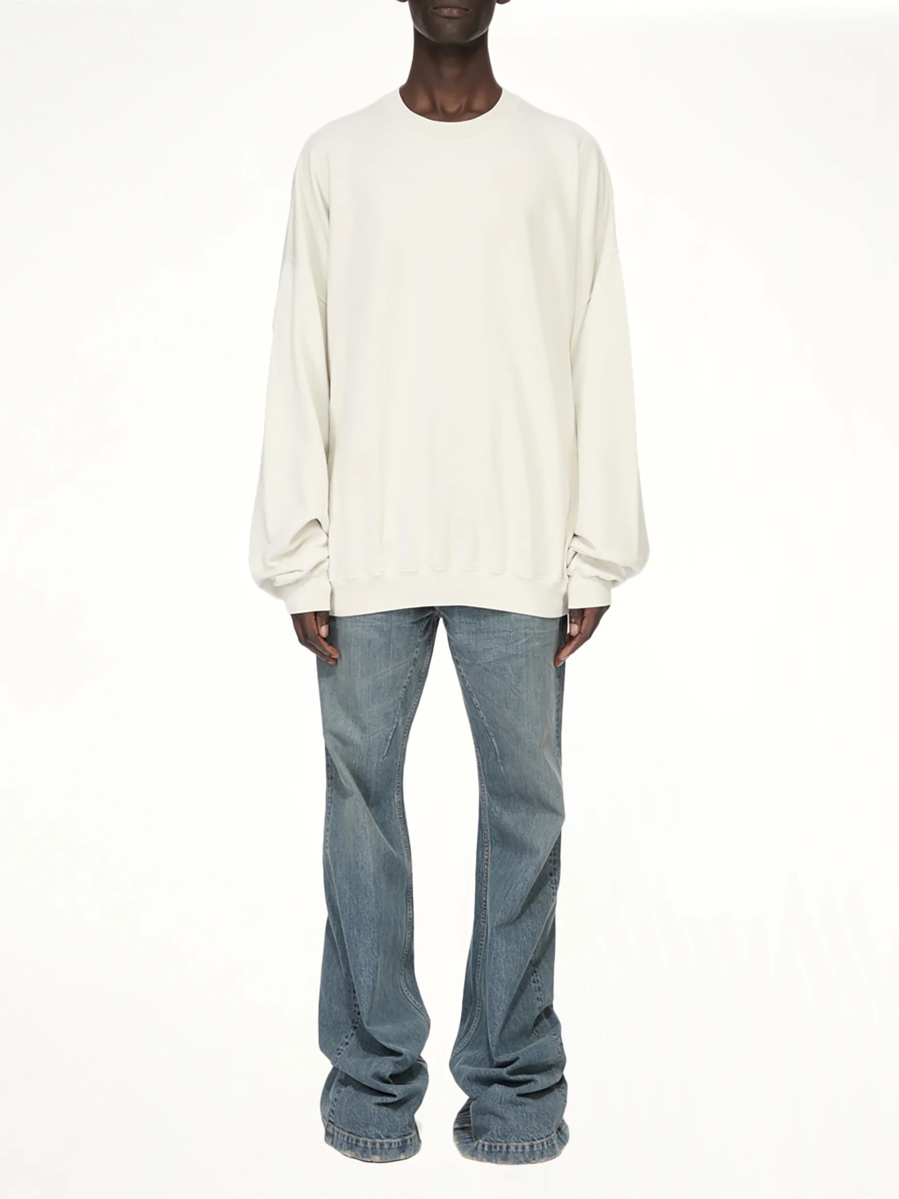 Bolan Bootcut Jeans in Washed Indigo - Image 5