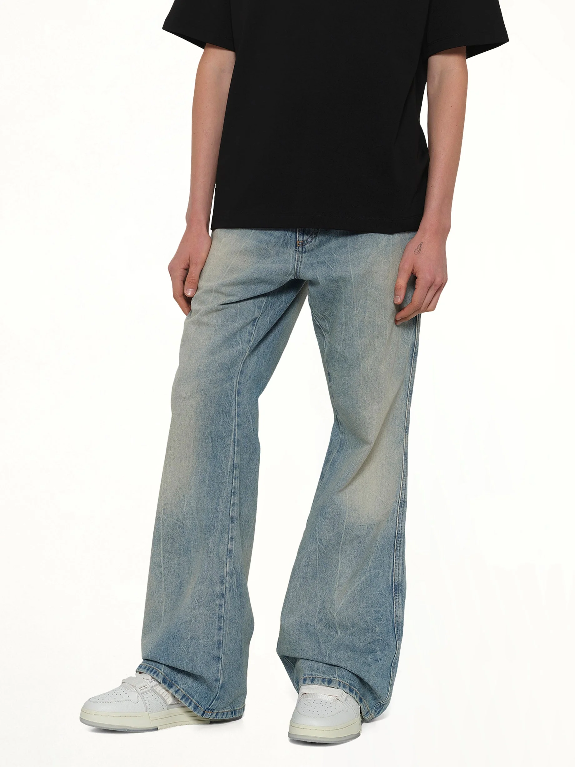 Boot Cut Jeans in Retro Indigo - Image 6