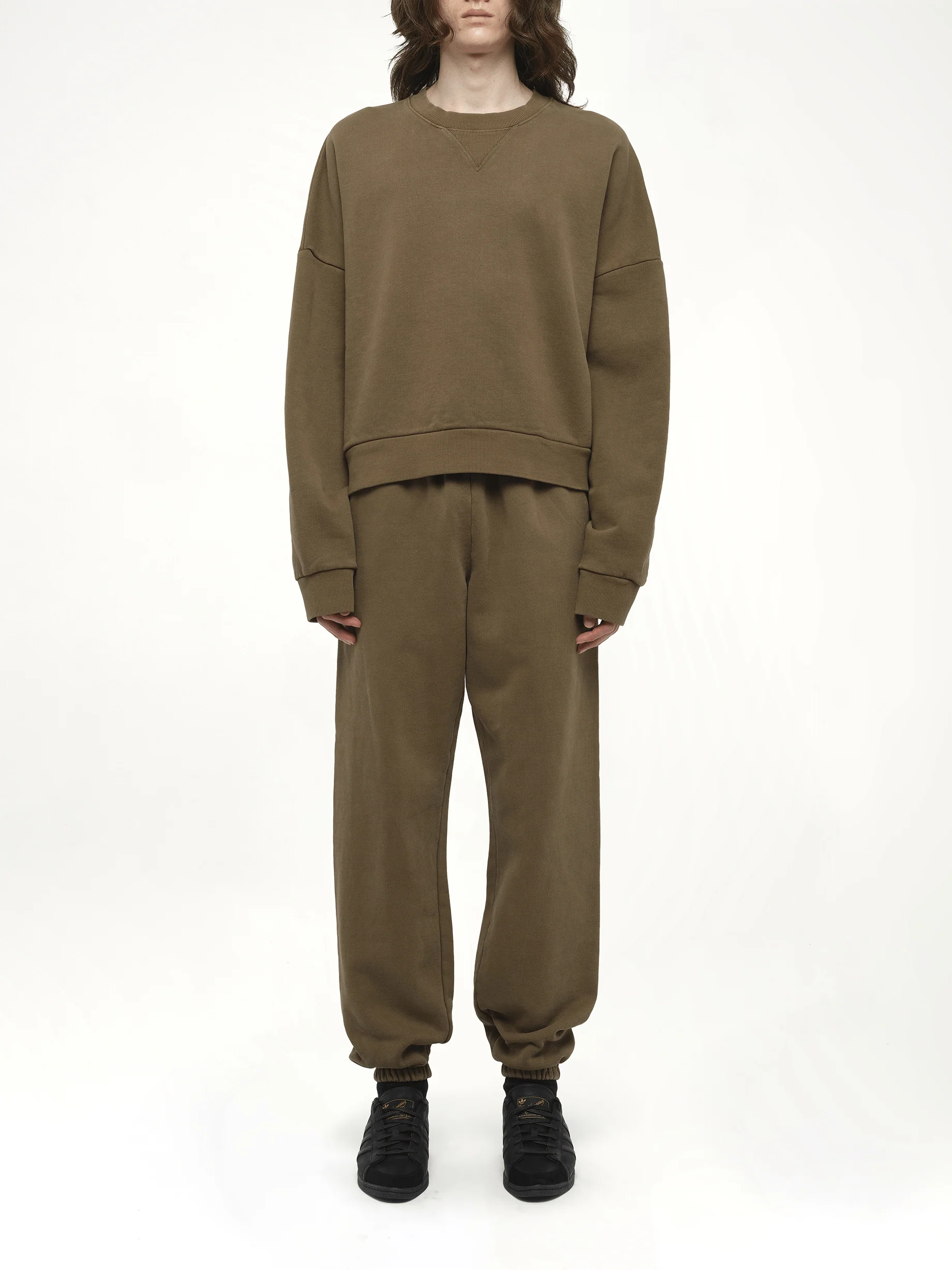 Box Sweatshirt in Military - Image 7