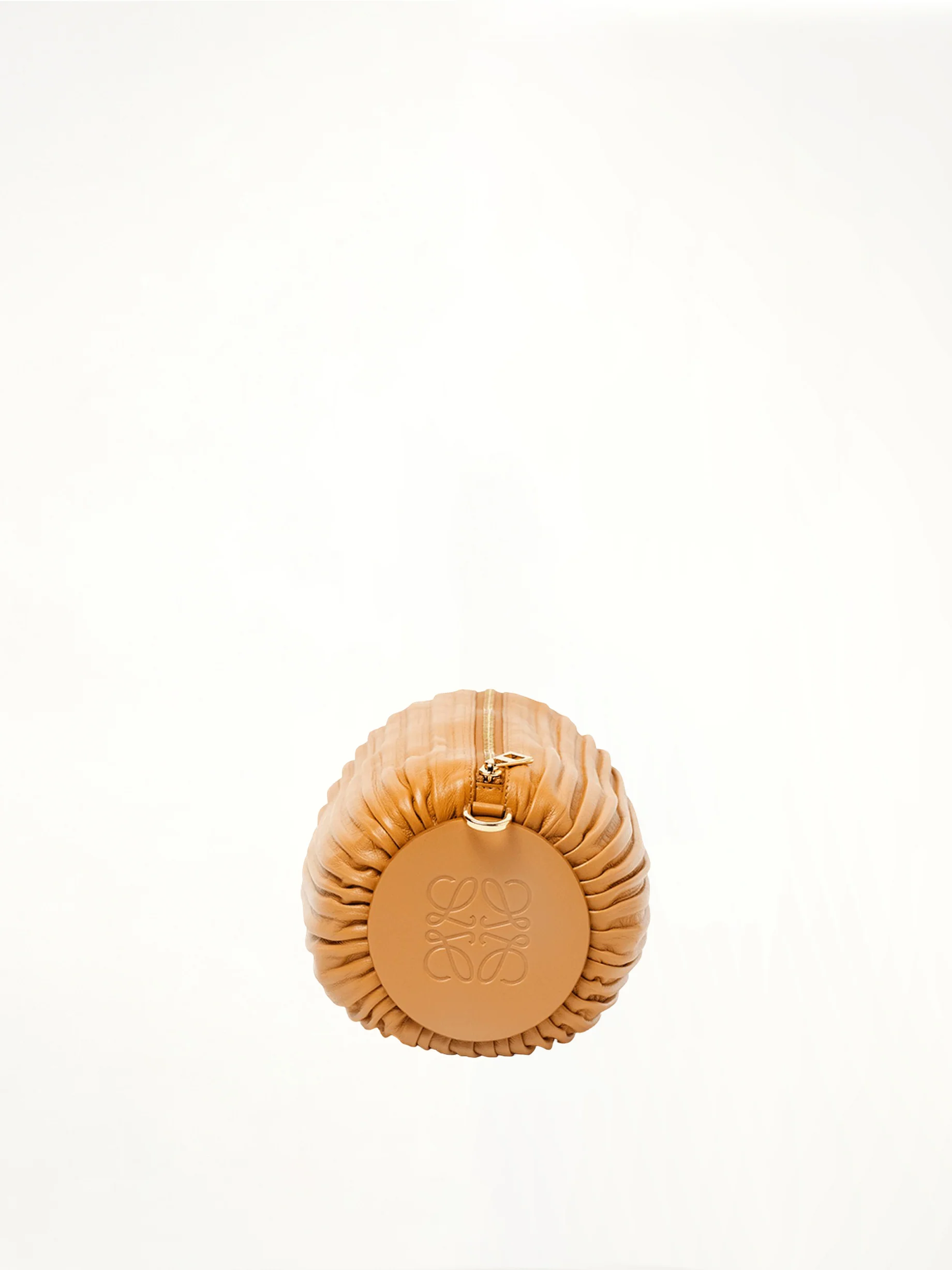 Bracelet Pouch in Pleated Nappa in Warm Desert - Image 3