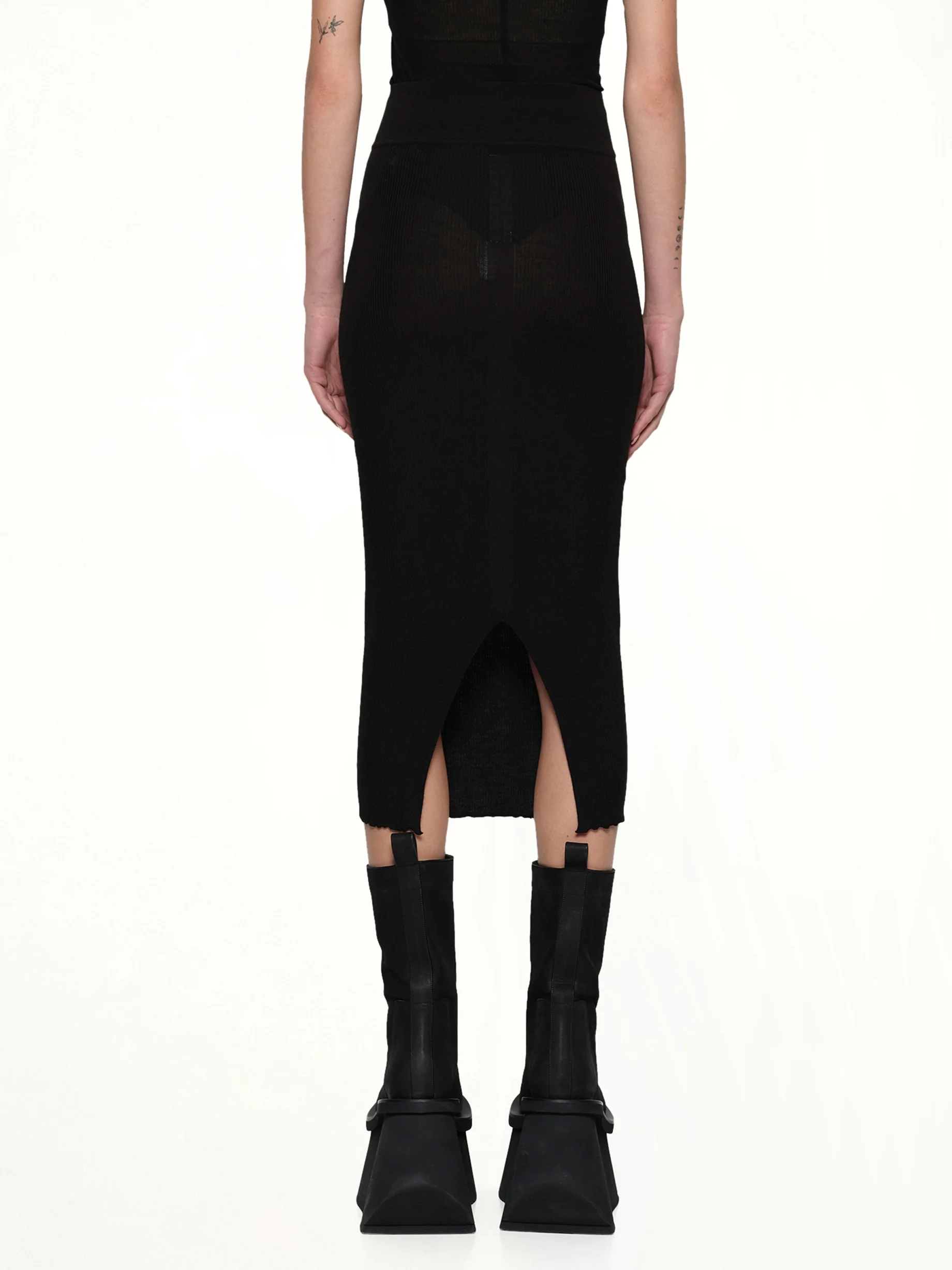 Calf Skirt Motivo in Black - Image 5