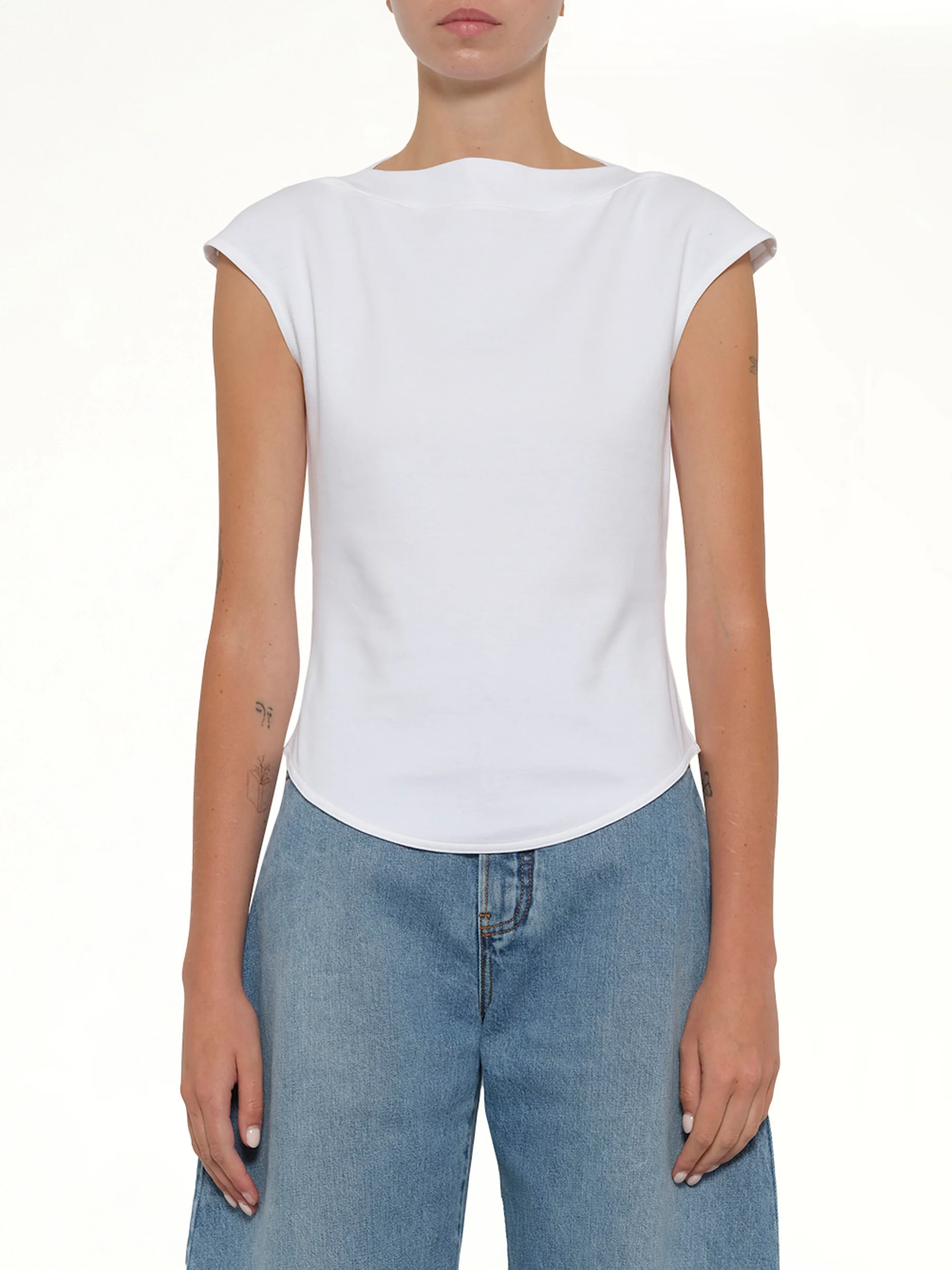 Cap T-Shirt in White