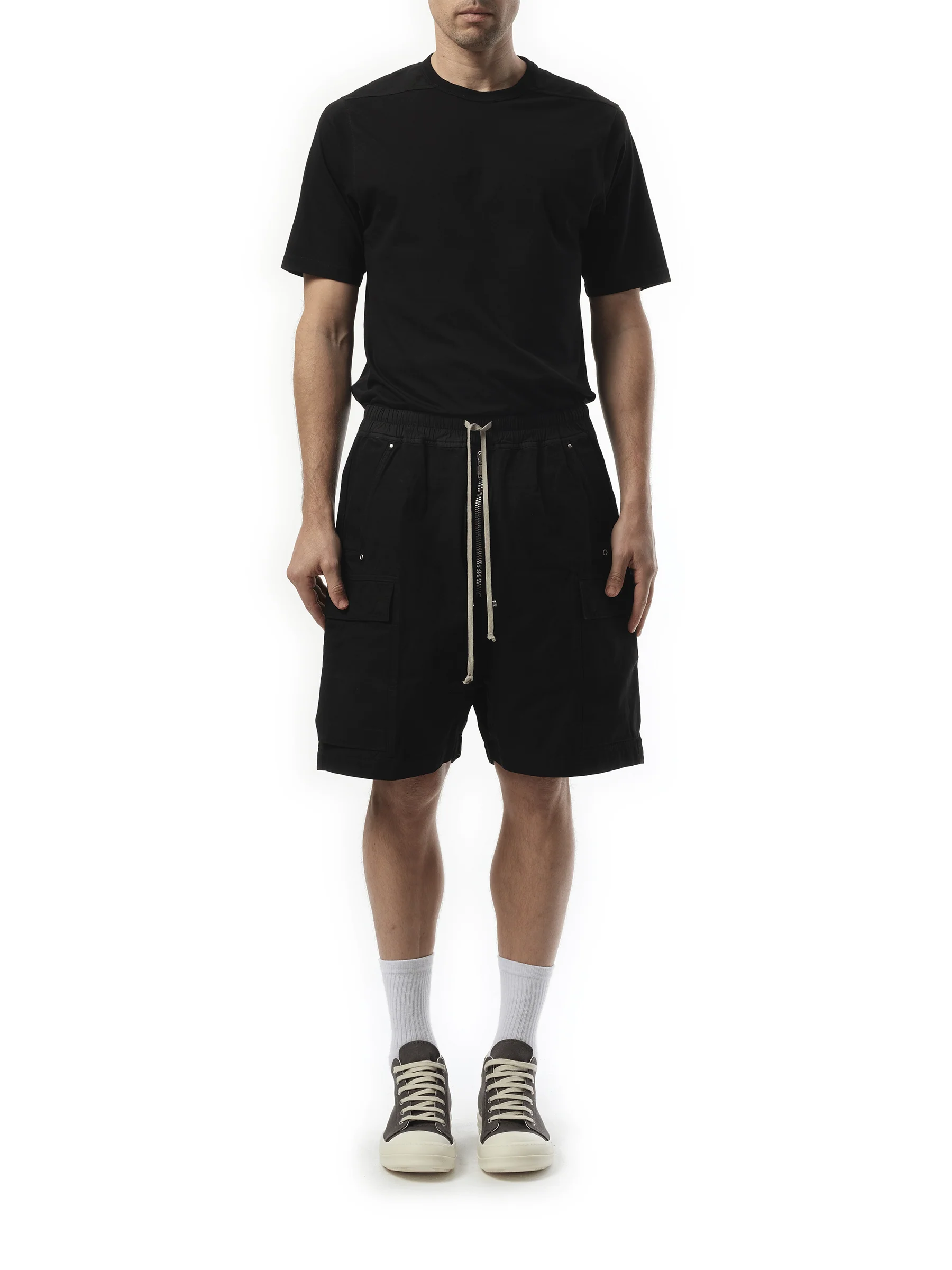 Cargobela Woven Shorts in Black - Image 4