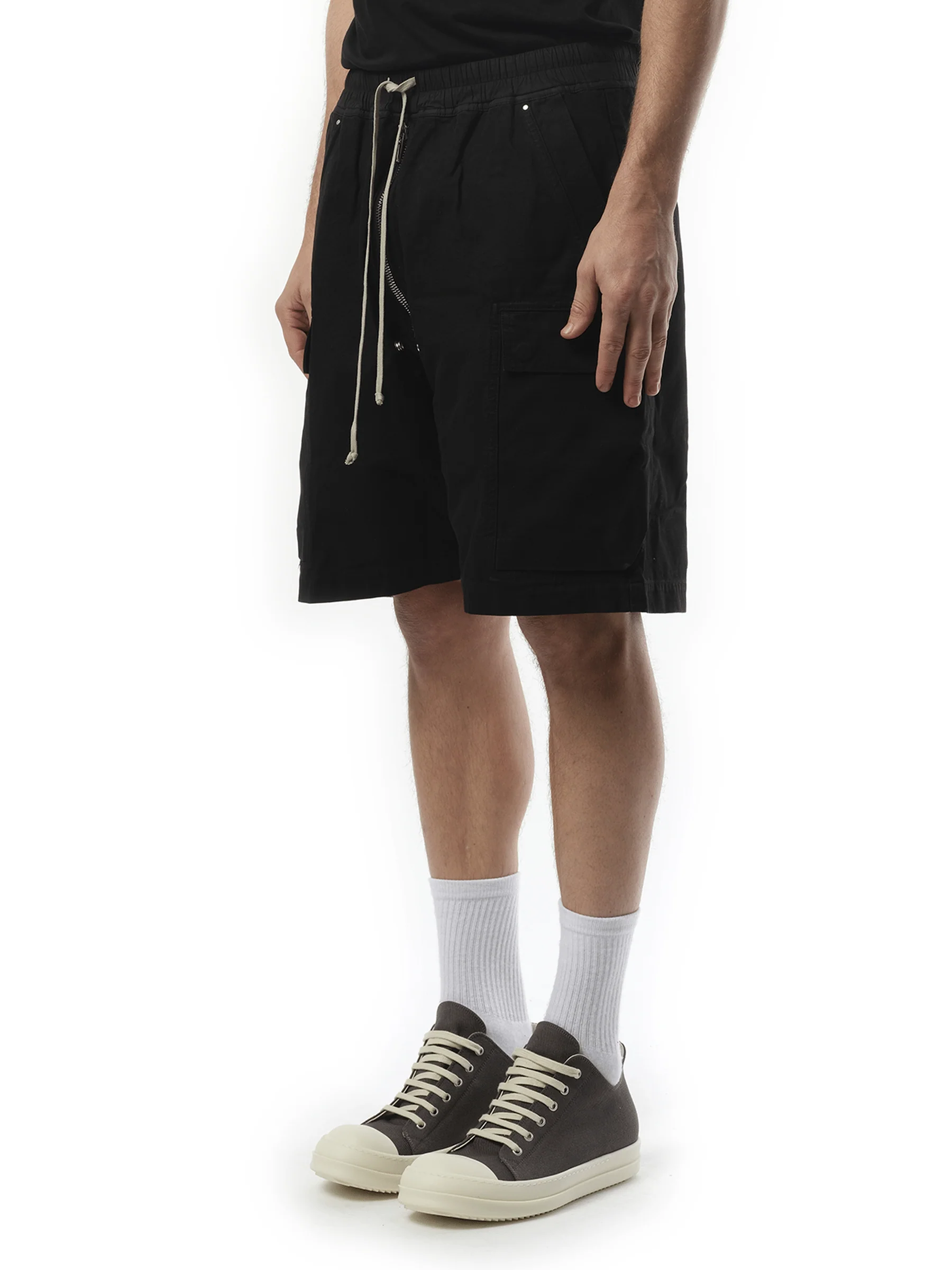 Cargobela Woven Shorts in Black - Image 5