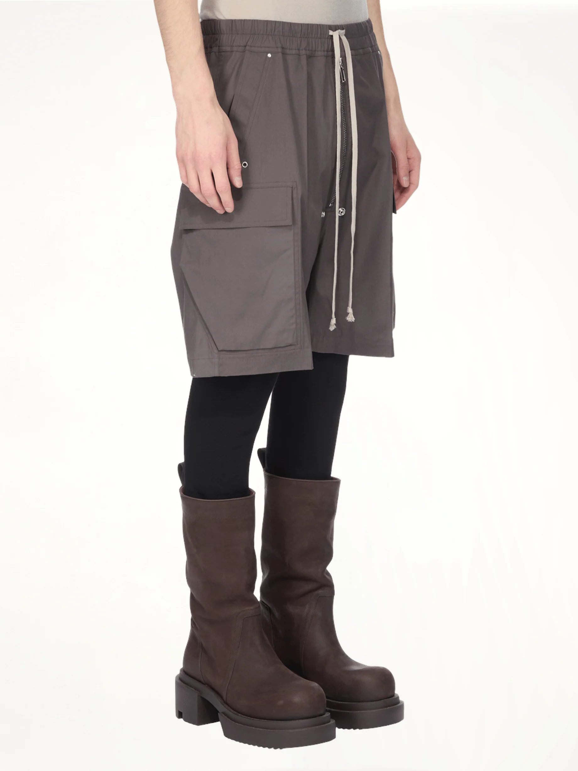 Cargobela Shorts in Dark Dust - Image 4