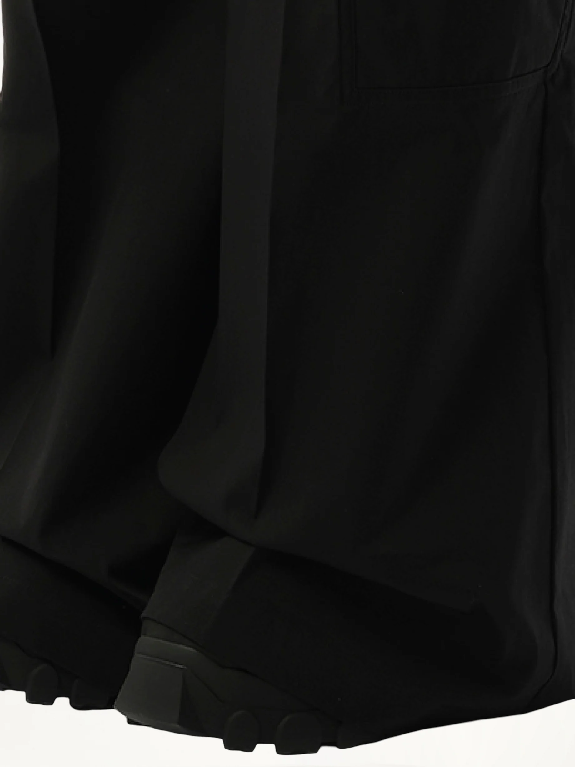 Cargobelas Pants in Black - Image 3