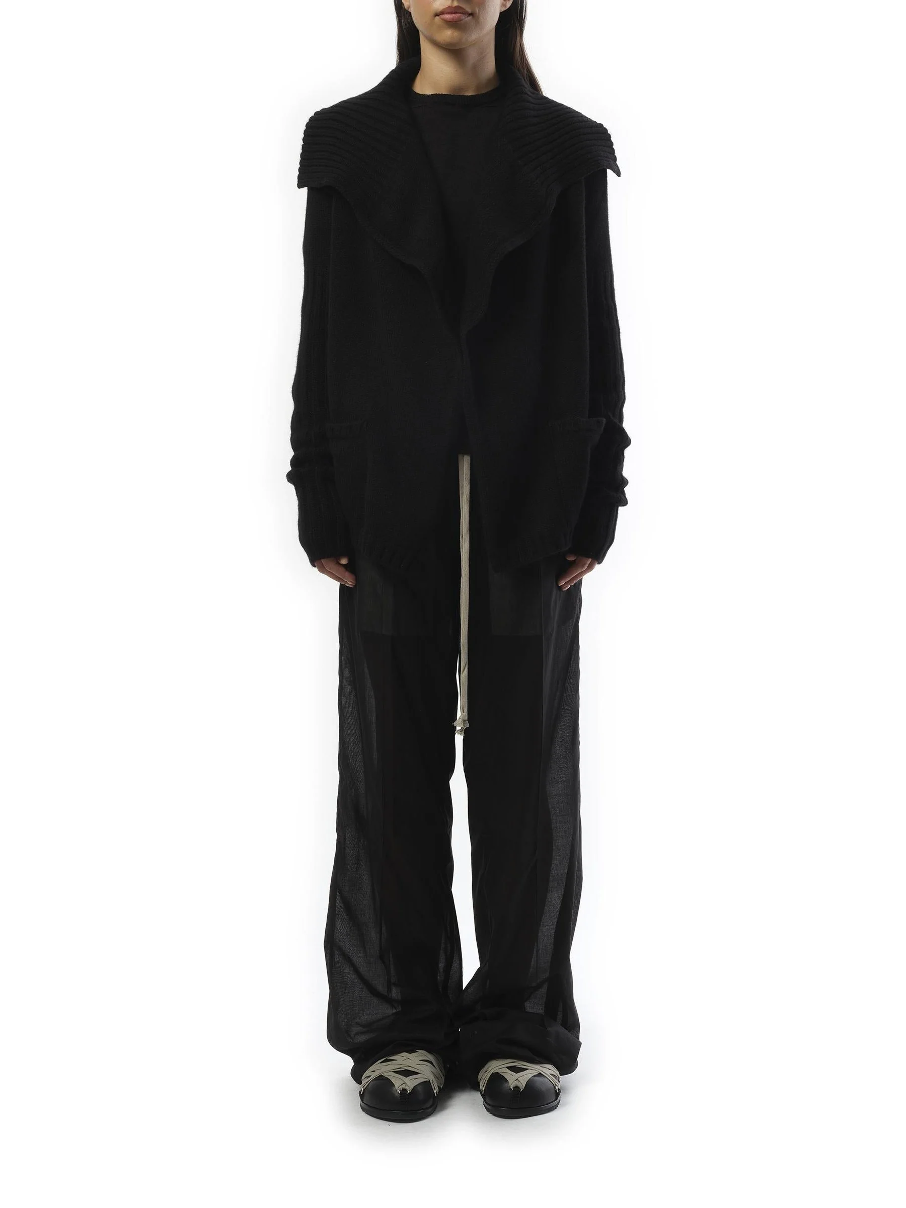 Cashmere Knit Cardigan in Black - Image 4