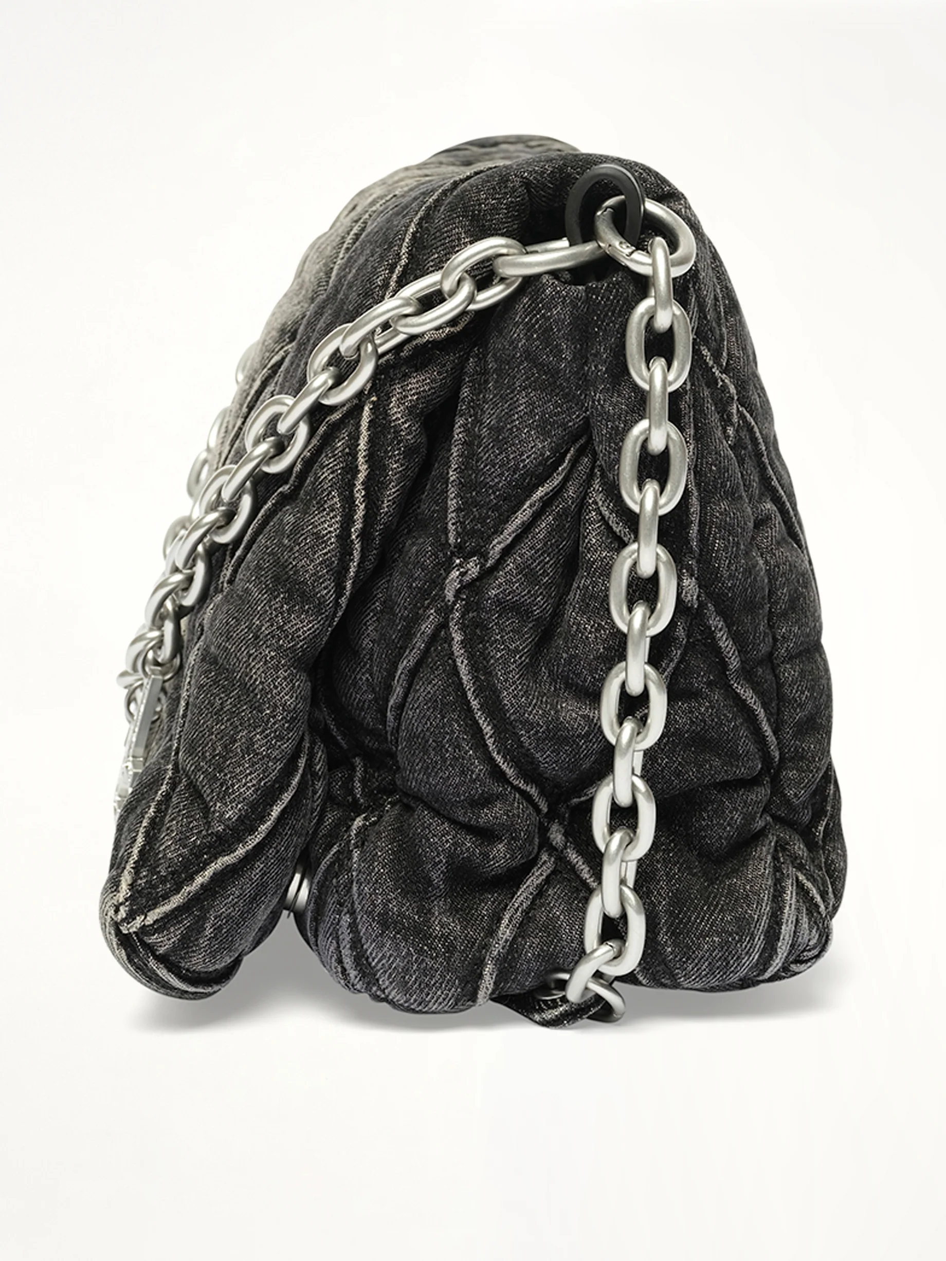 CHARM-D M Shoulder Bag in Black - Image 3