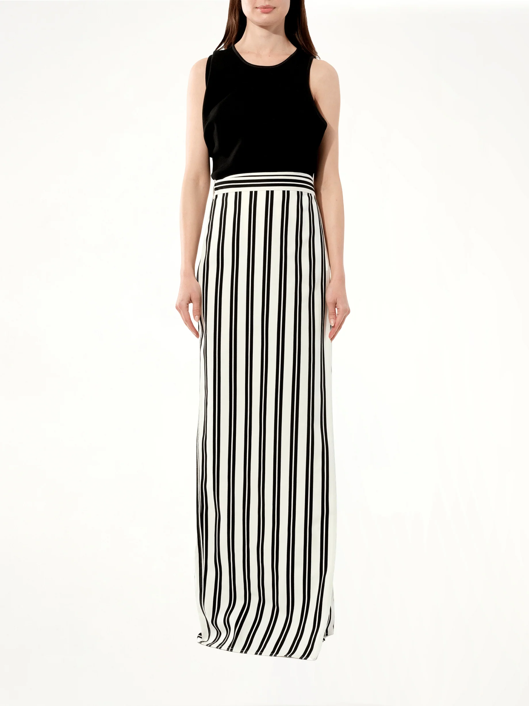 Chilie Skirt in Black/White - Image 4