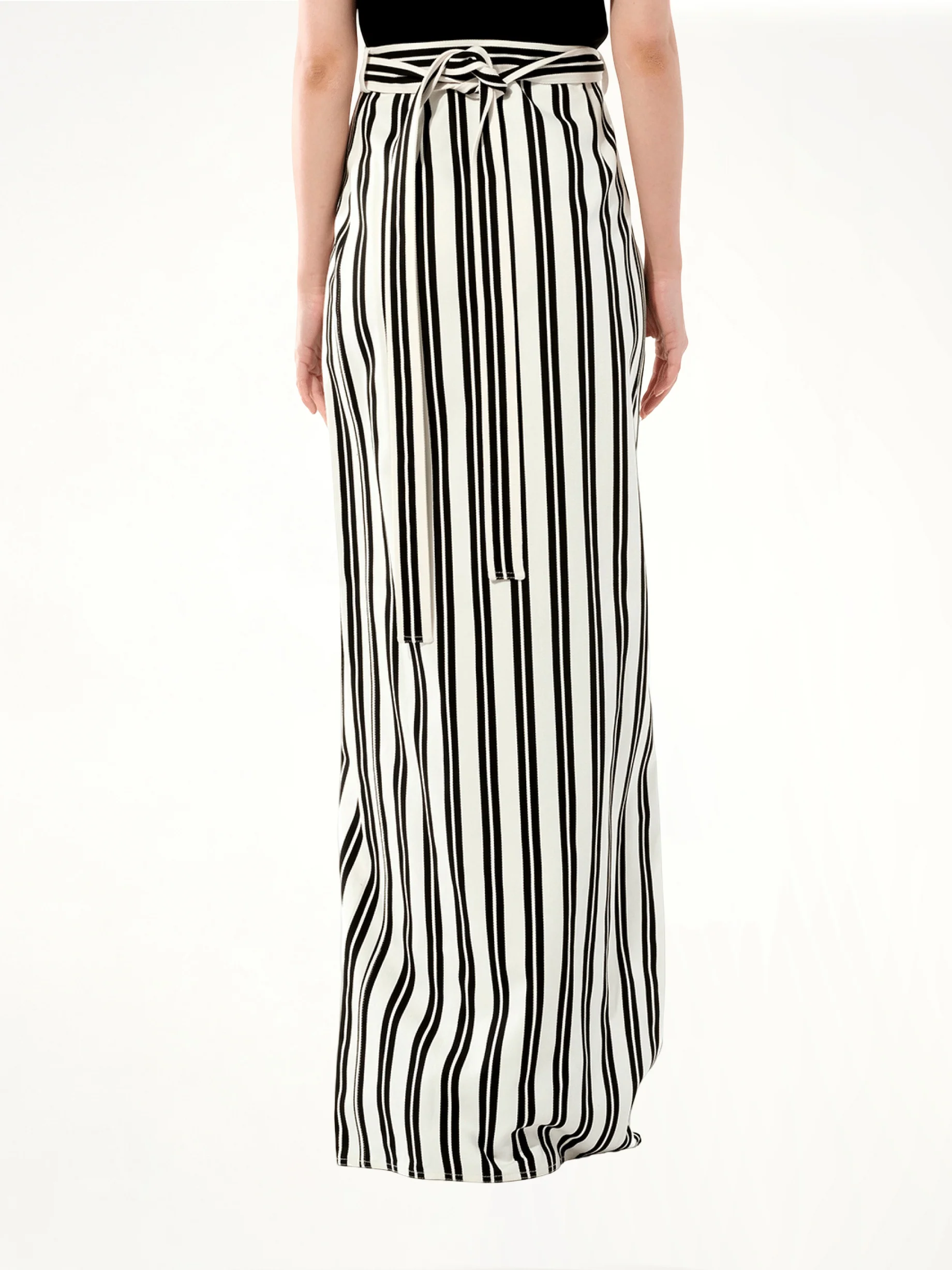 Chilie Skirt in Black/White - Image 6