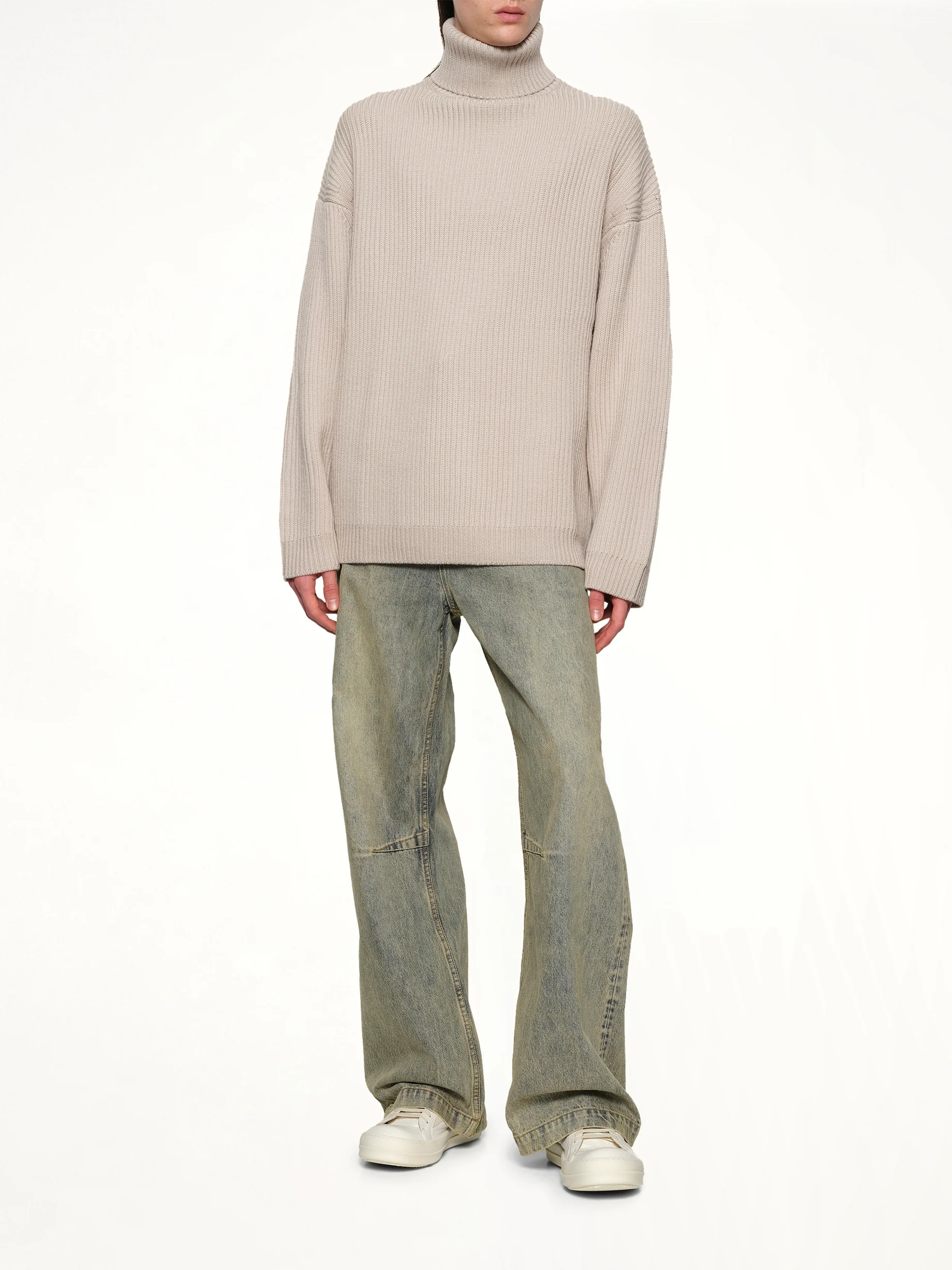 Chunky Turtleneck in Beige - Image 4