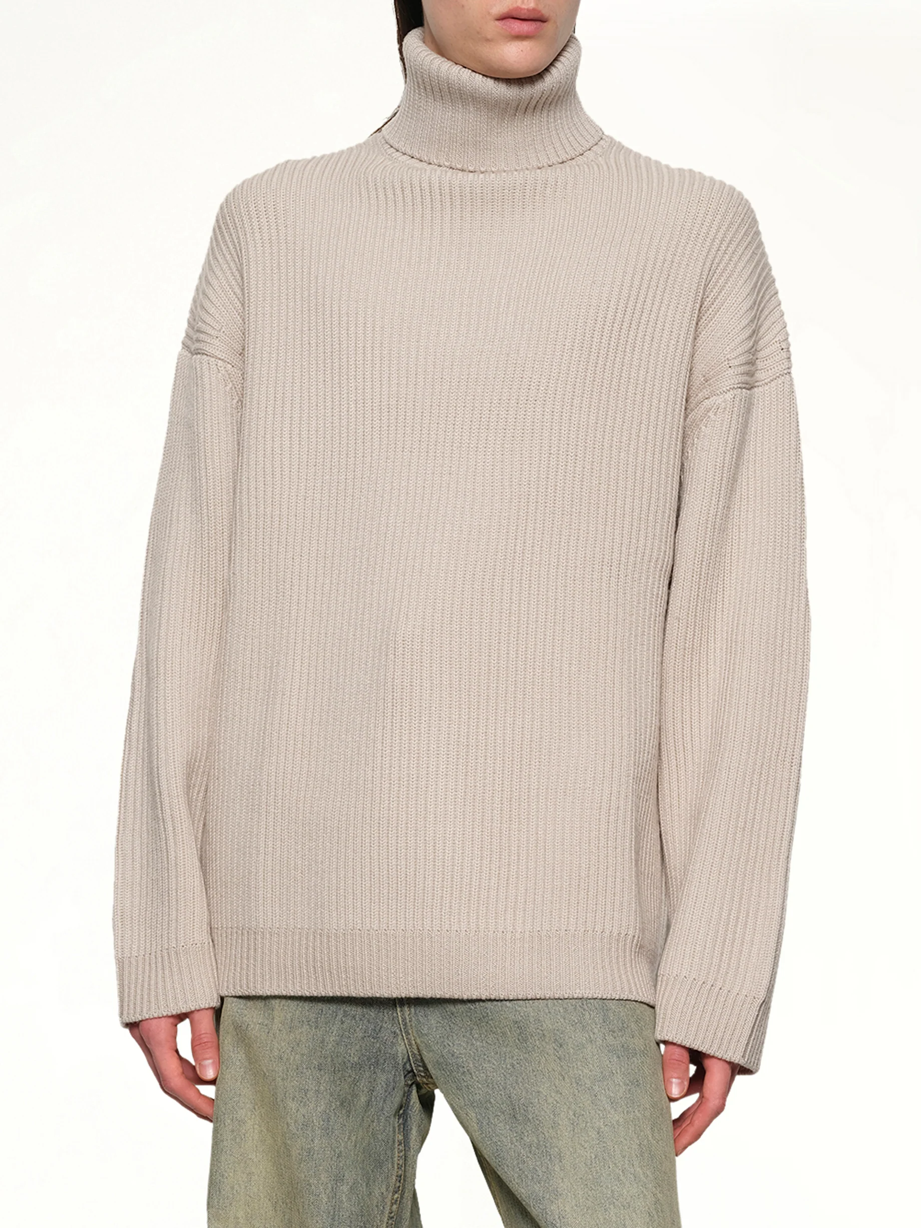 Chunky Turtleneck in Beige - Image 6