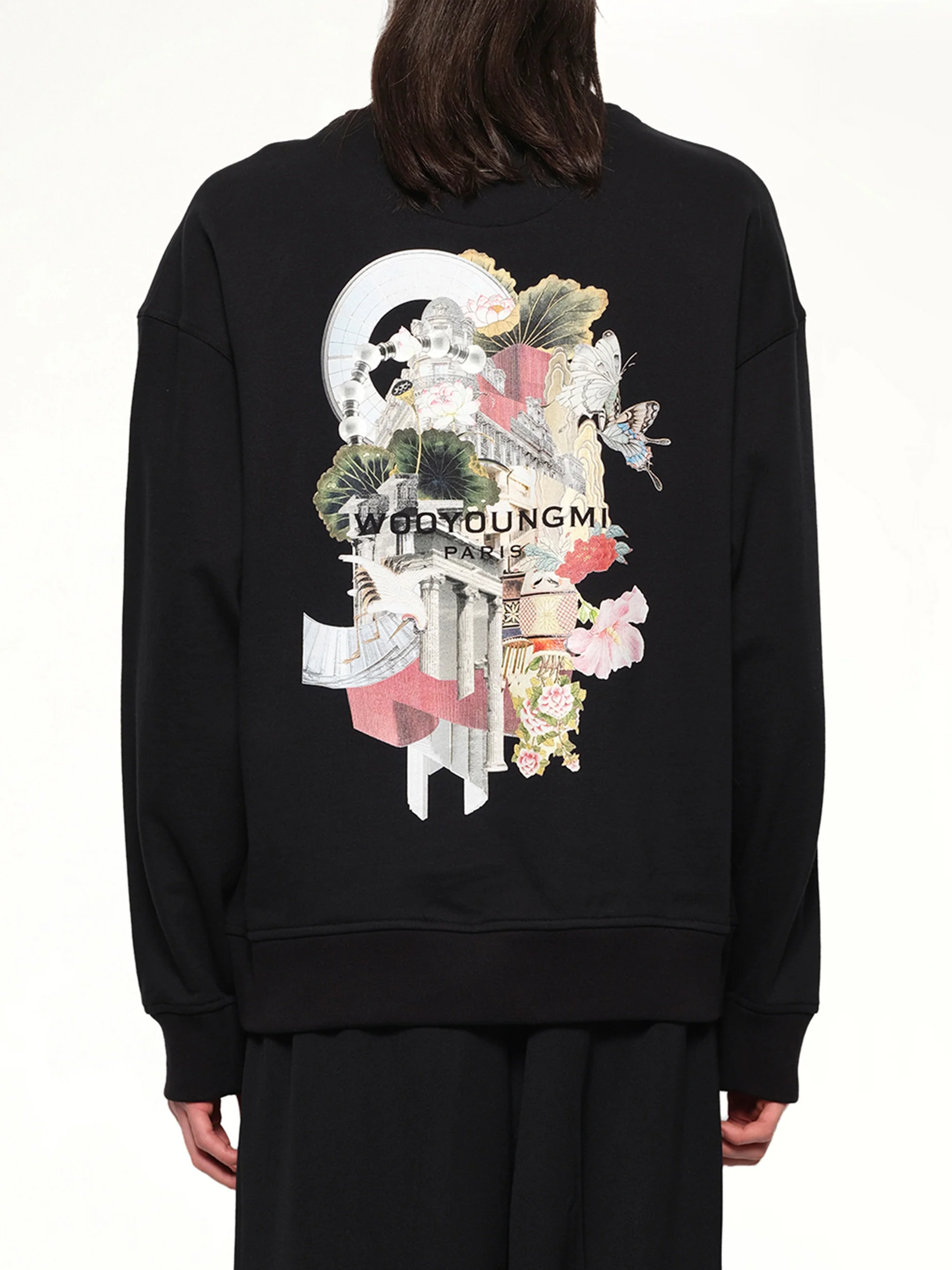 City Graphic Sweatshirt in Black - Image 5