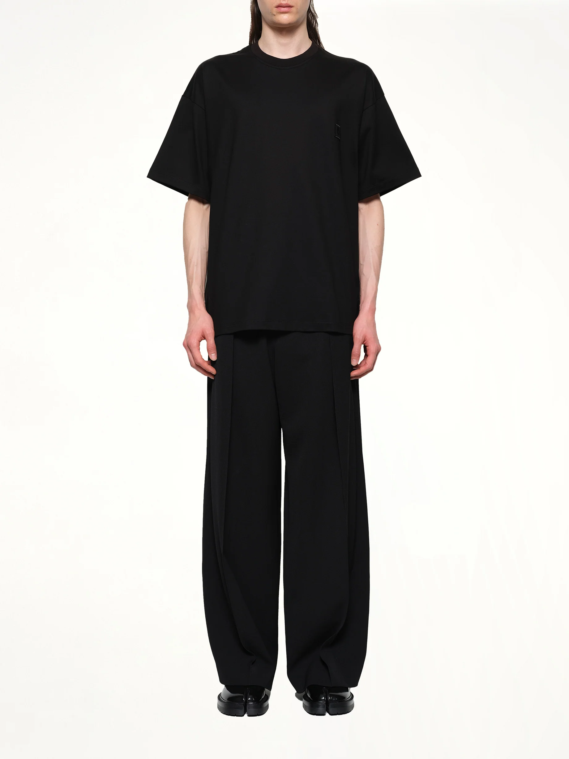 City Graphic T-Shirt in Black - Image 7
