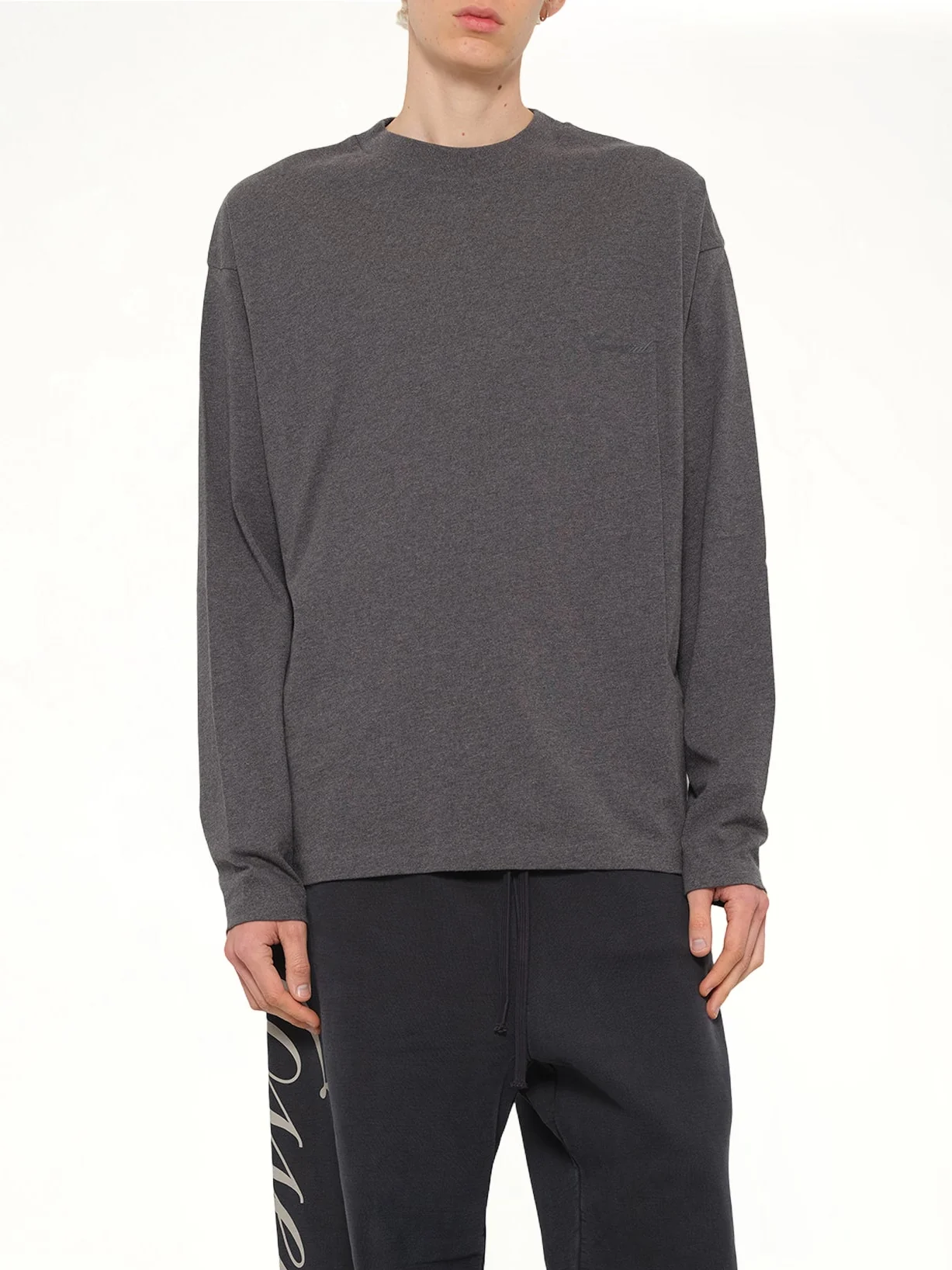 Classic Long Sleeve T-Shirt in Charcoal Heather - Image 6