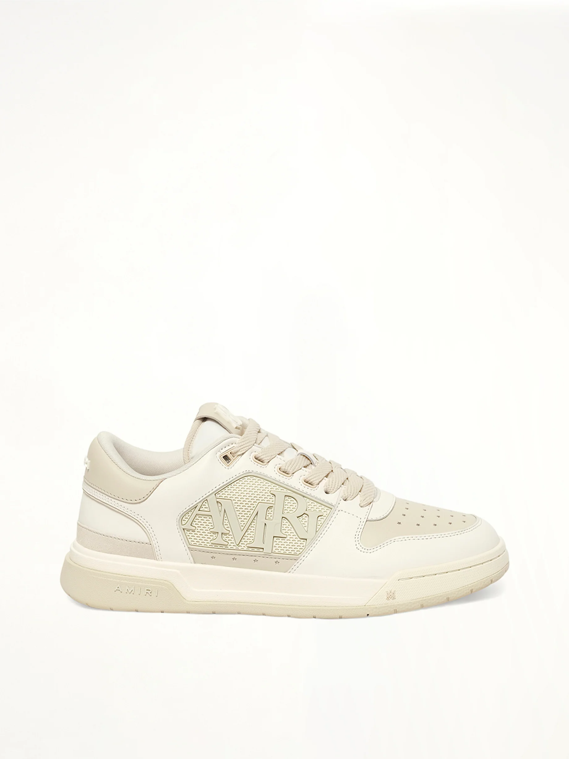 Classic Low in White/Alabaster