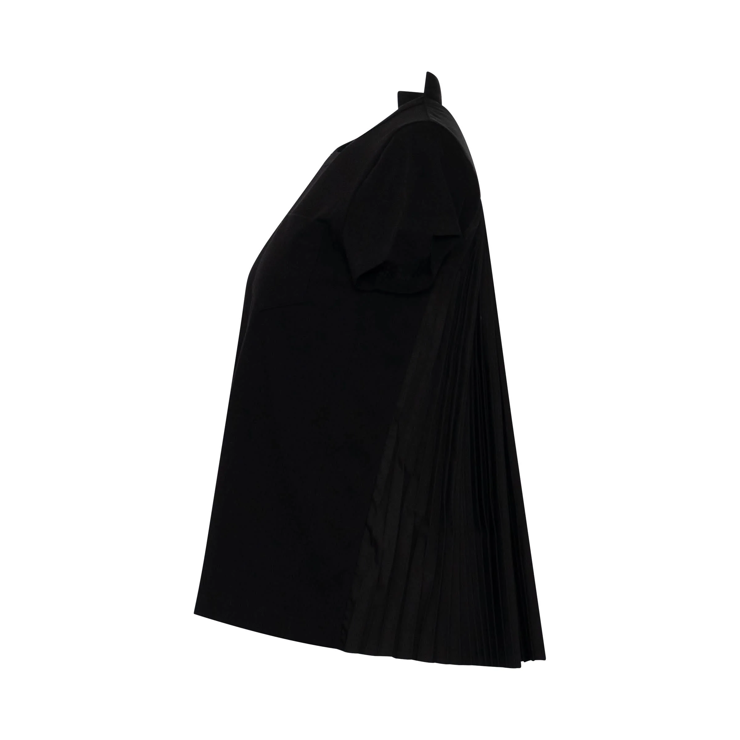 Classic Pleated Back T-Shirt in Black - Image 3