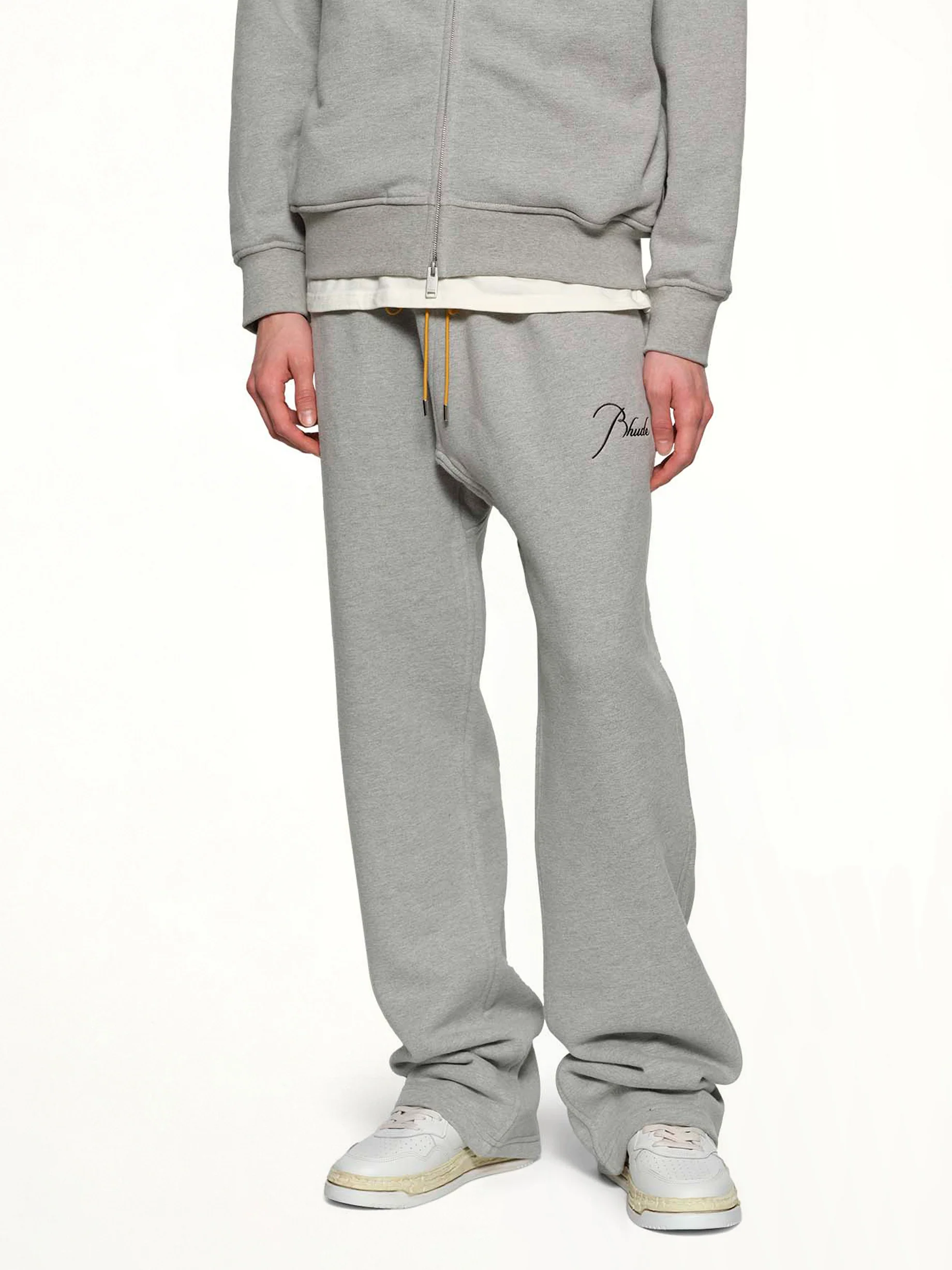 Classique Sweatpant in Heather Grey/Black - Image 7
