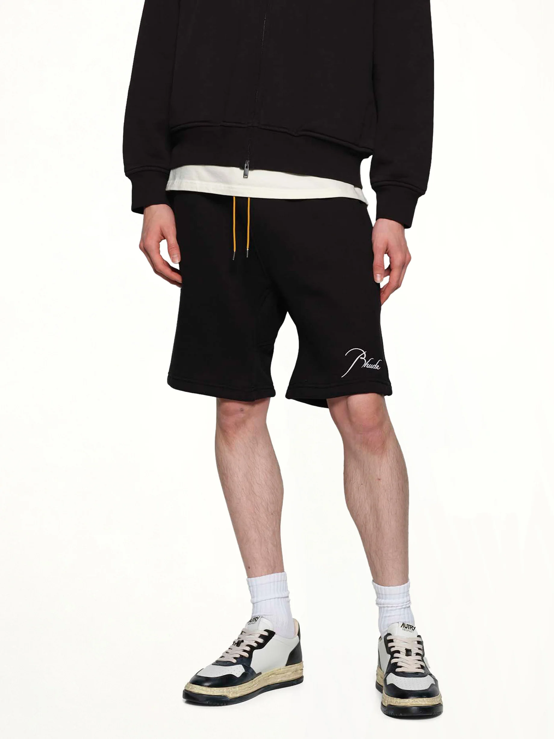 Classique Sweatshort in Black/White - Image 6