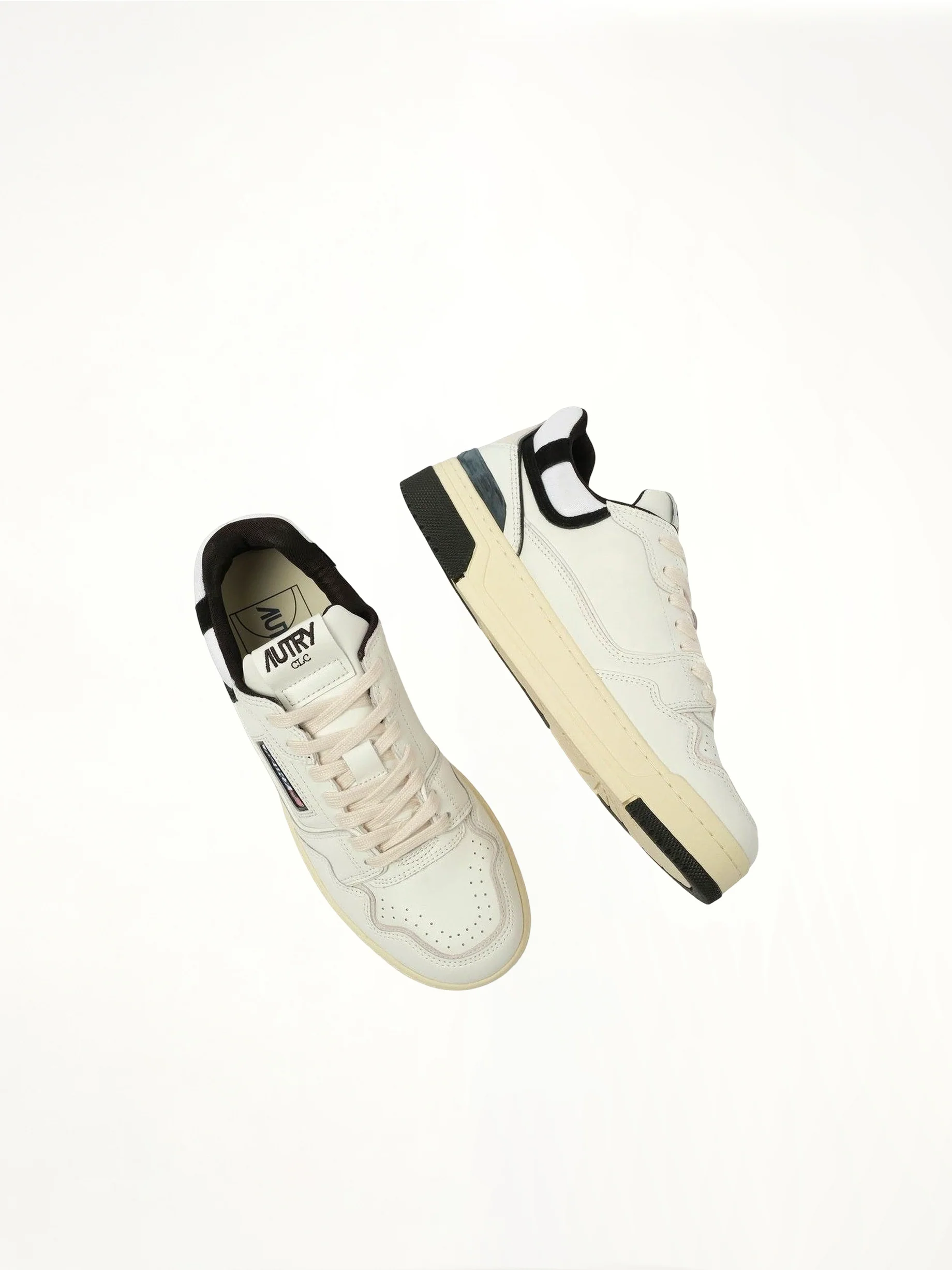 CLC Low Sneakers in White/Black - Image 4