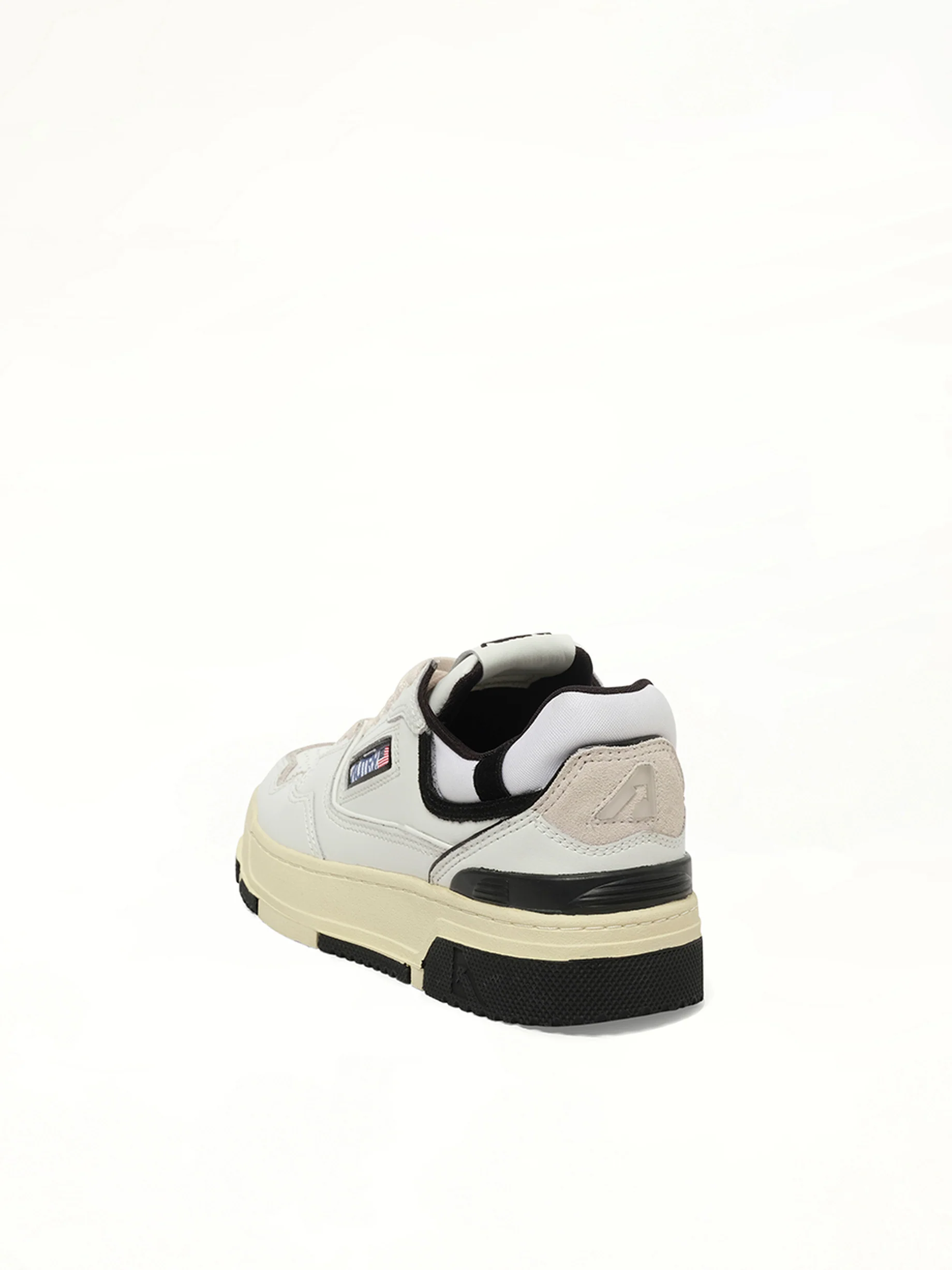 CLC Low Sneakers in White/Black - Image 4