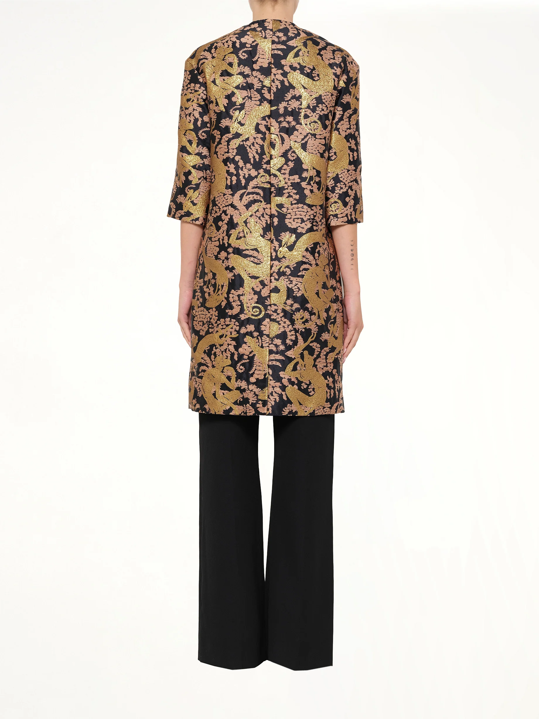 Coat in Gold - Image 4