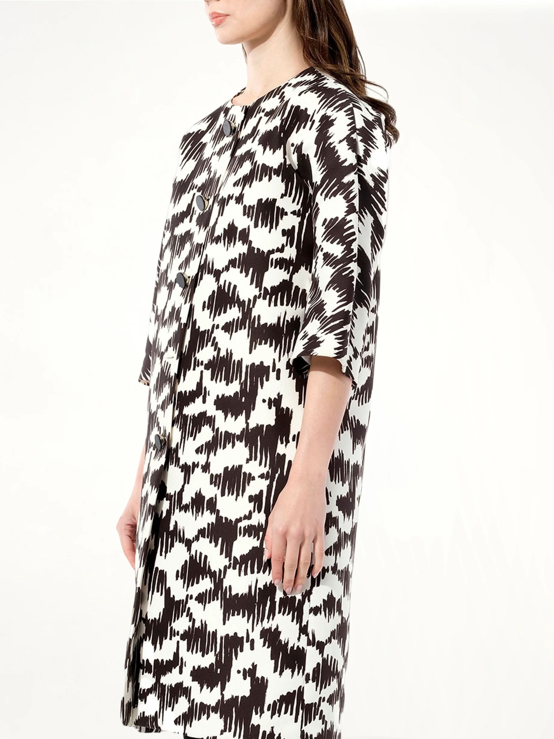 Coat in Black/White - Image 5