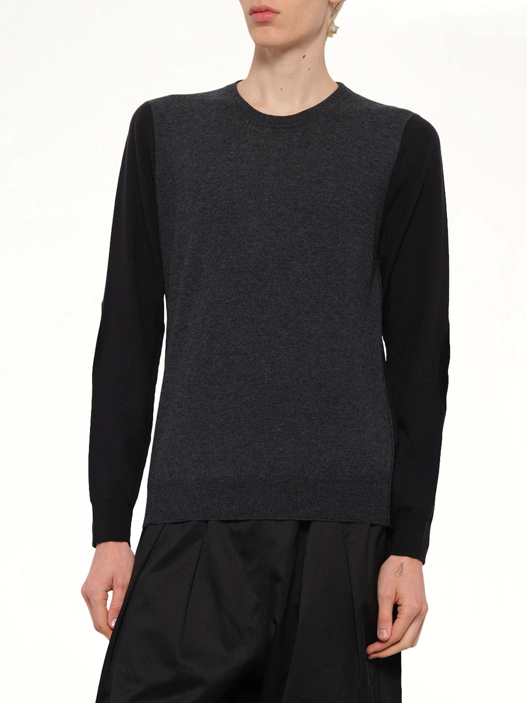 Two-Tone Sweater in Grey/Black - Image 6