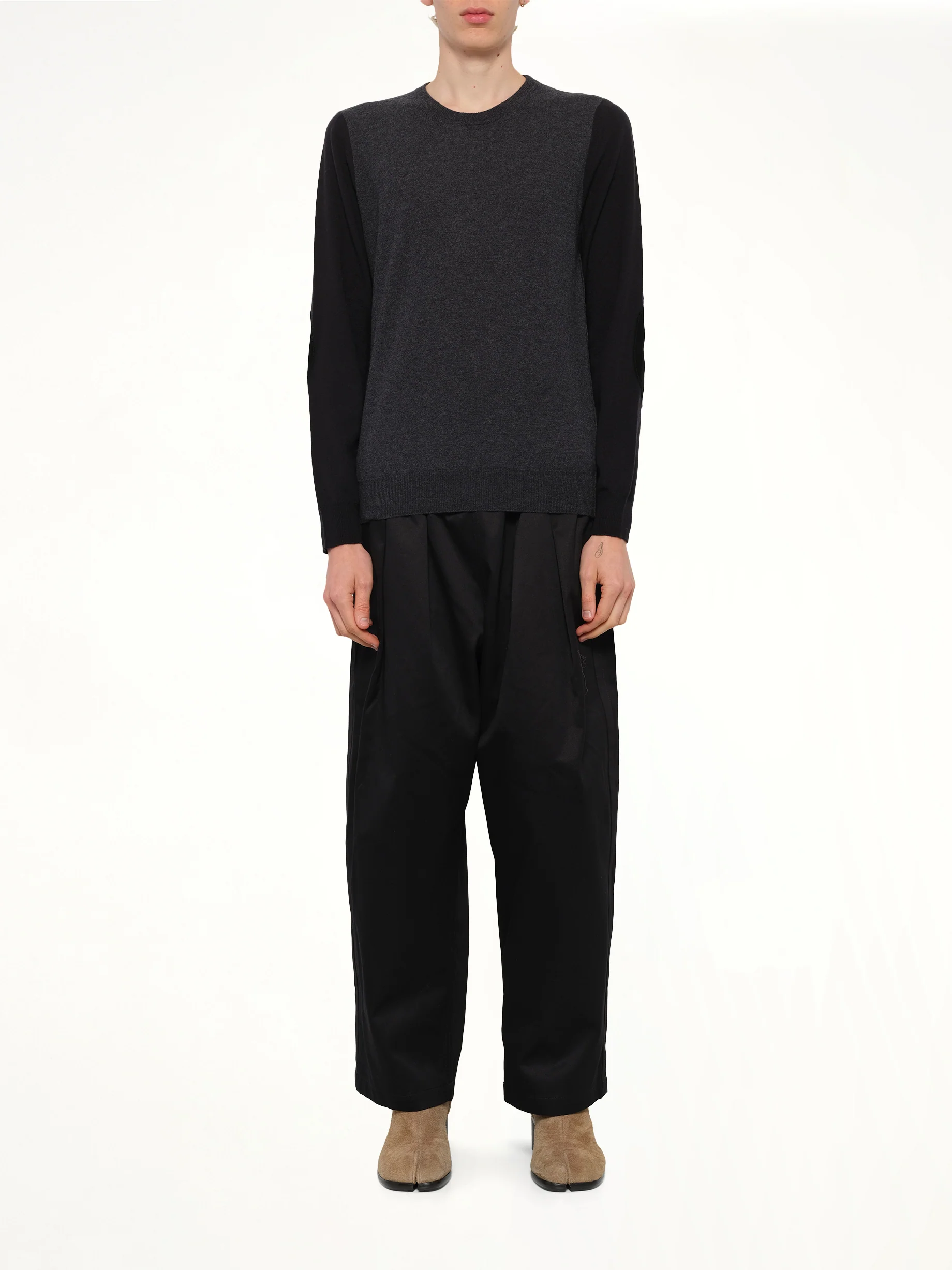 Two-Tone Sweater in Grey/Black - Image 7