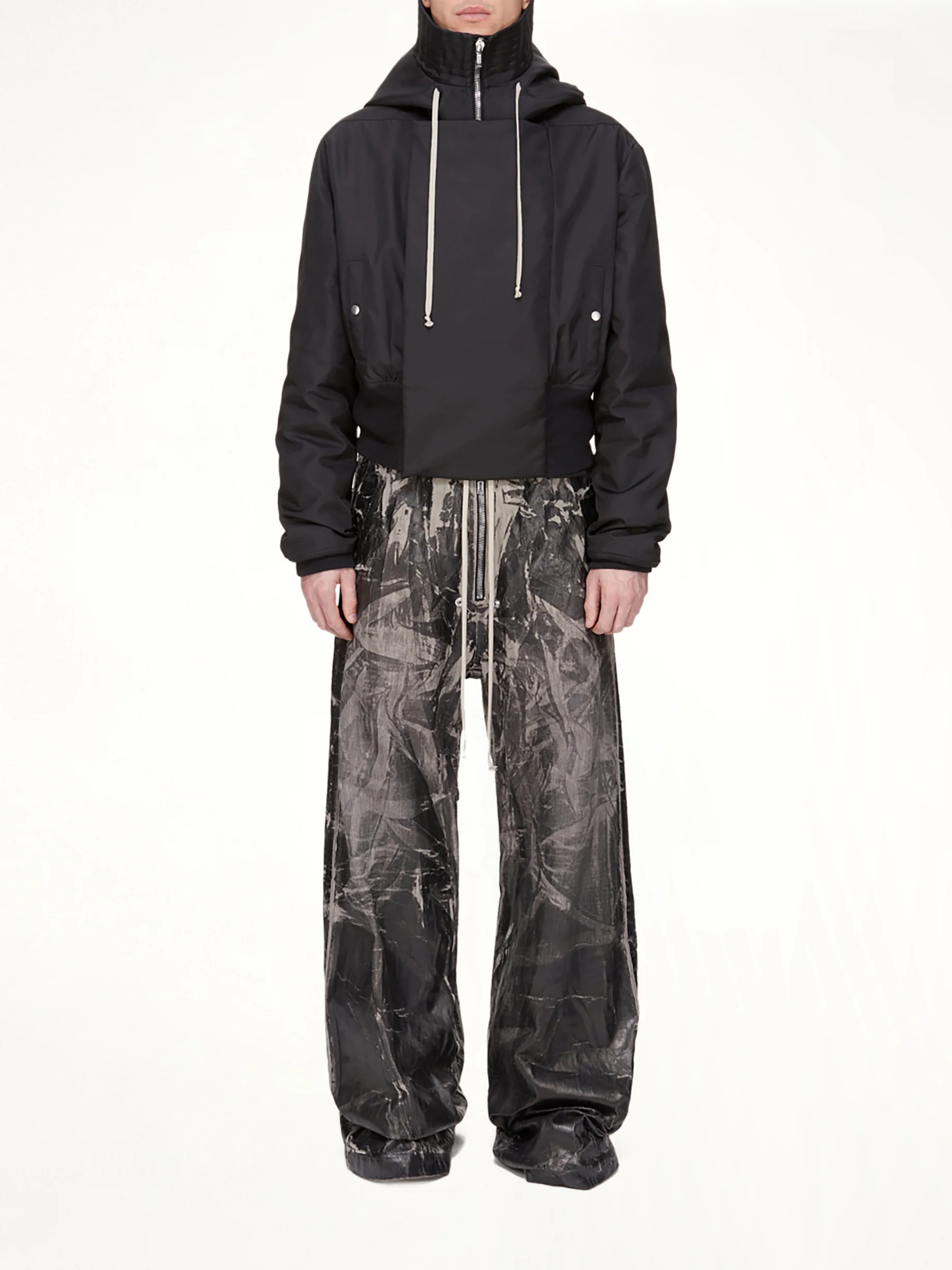 Cropped Alice Parka in Black - Image 7
