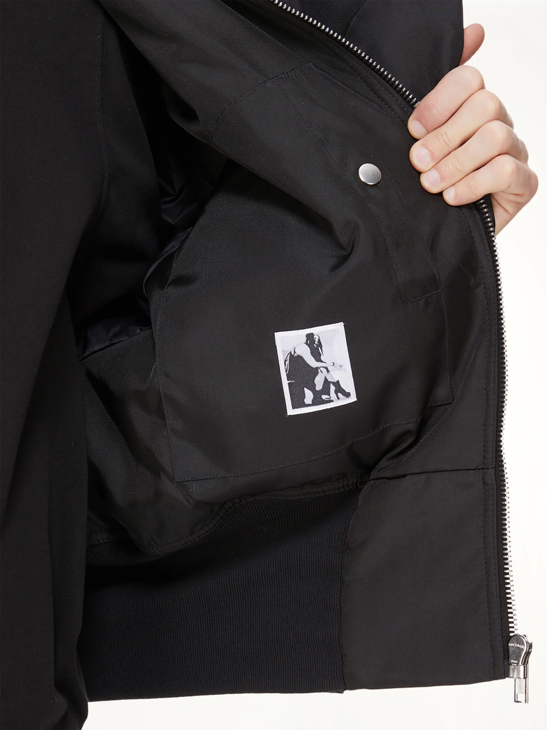 Cropped Alice Parka in Black - Image 9