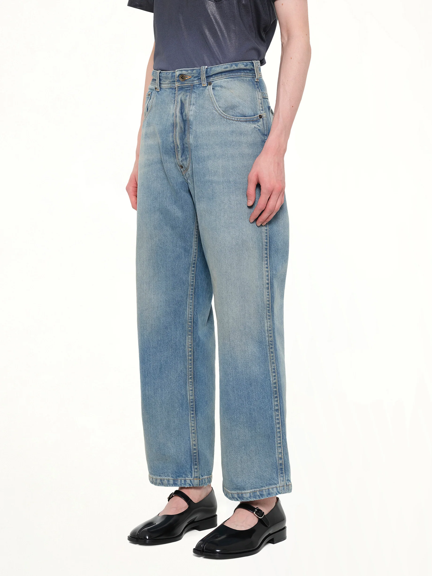 Cropped Denim Jeans in Washed Blue - Image 3
