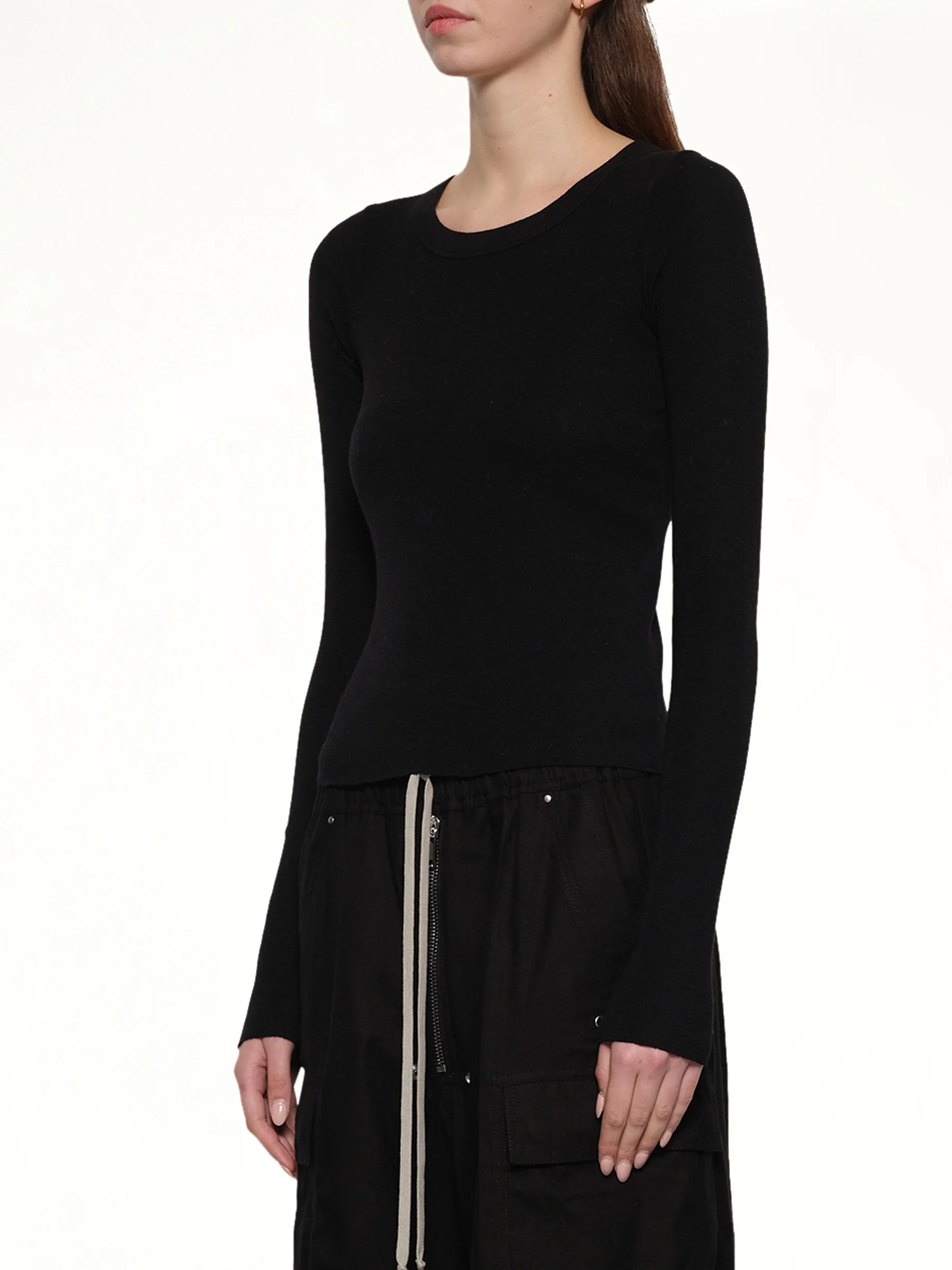 Cropped Rib Long Sleeve T in Black - Image 3