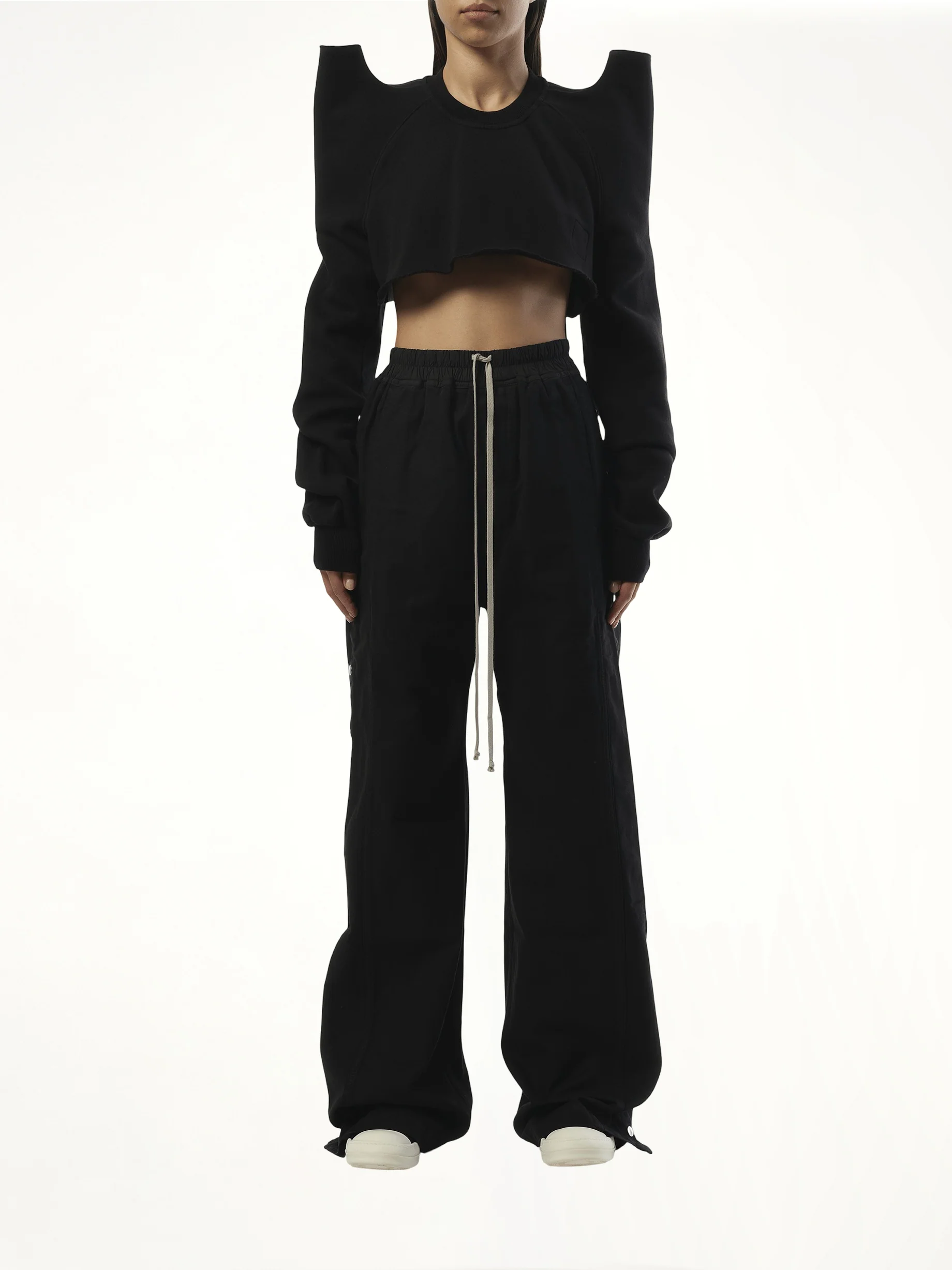 Cropped Tec Sweater in Black - Image 4