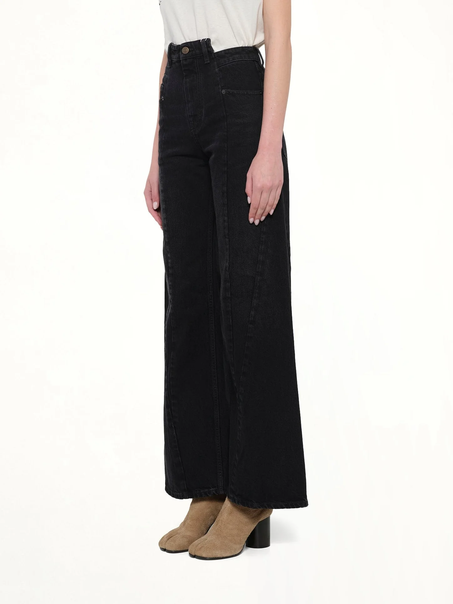 Cut Out Waistband Relaxed Fit Denim Jeans in Washed Black - Image 3