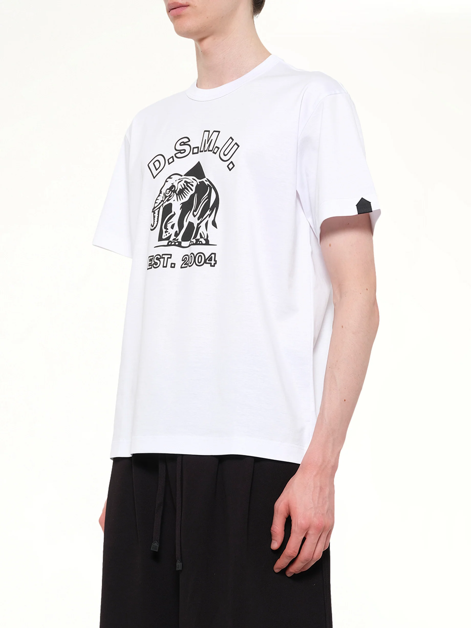 D.S.M.U' T-Shirt in White - Image 3