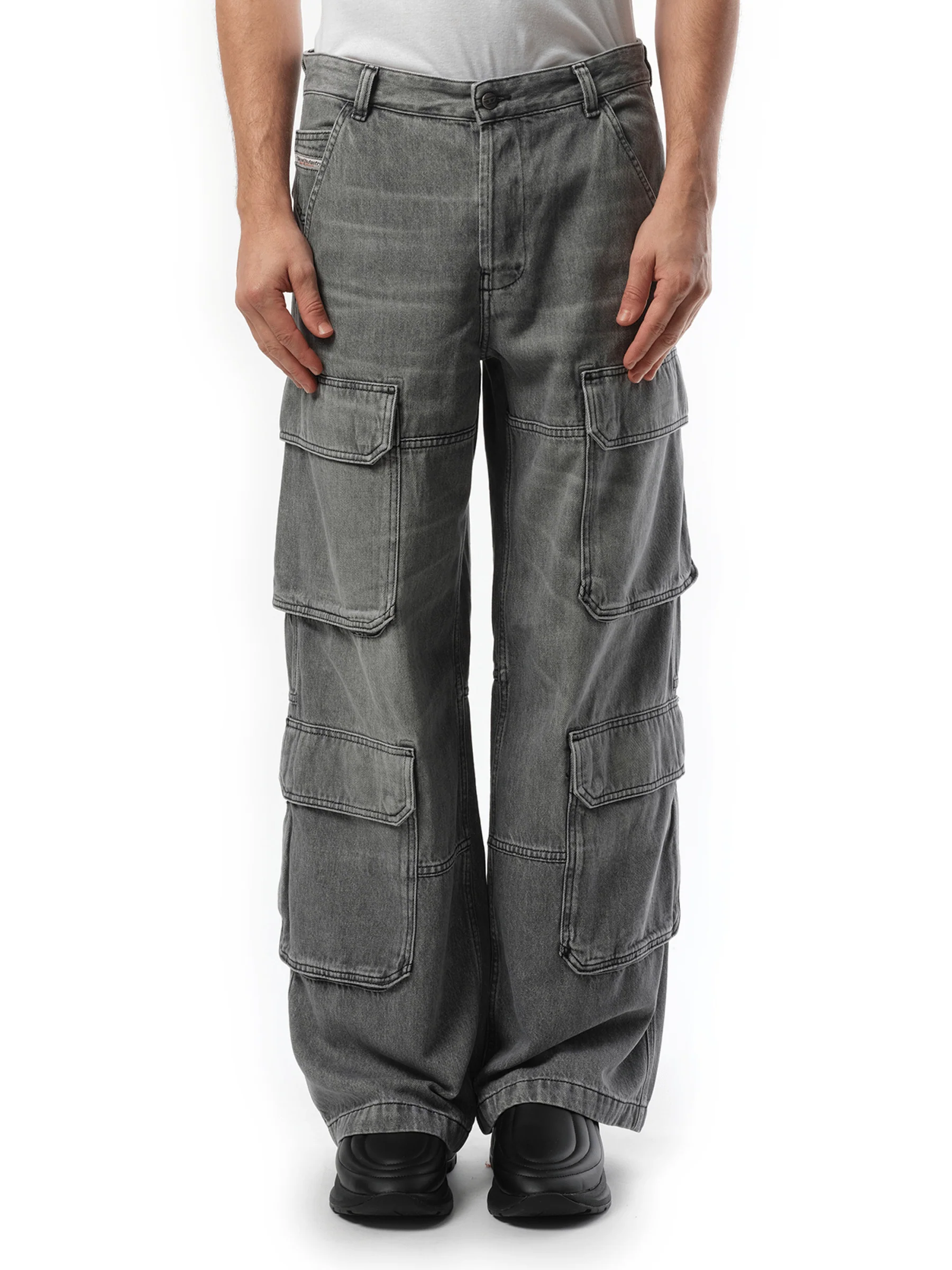 D-Touch Cargo Pants in Grey