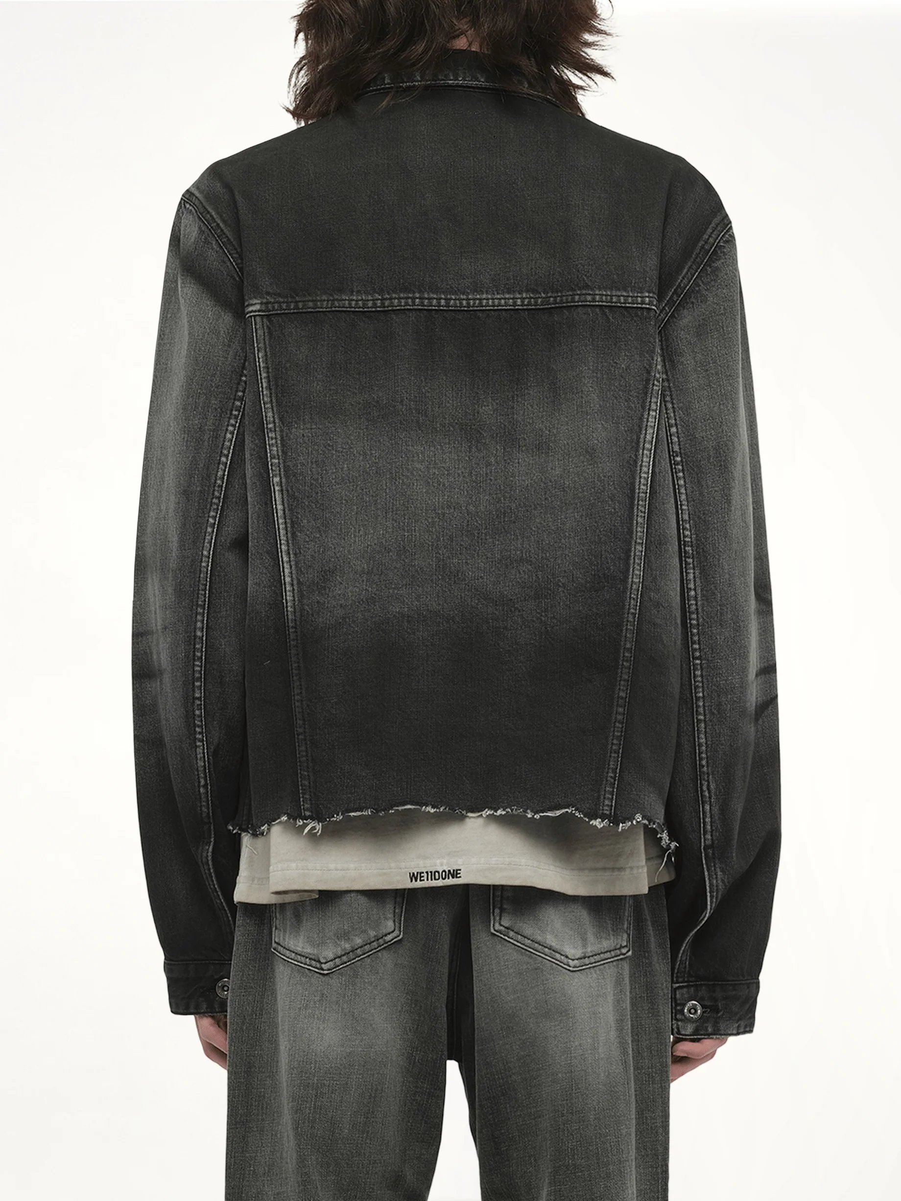 Dark-Spray Detail Denim Jacket in Black - Image 5