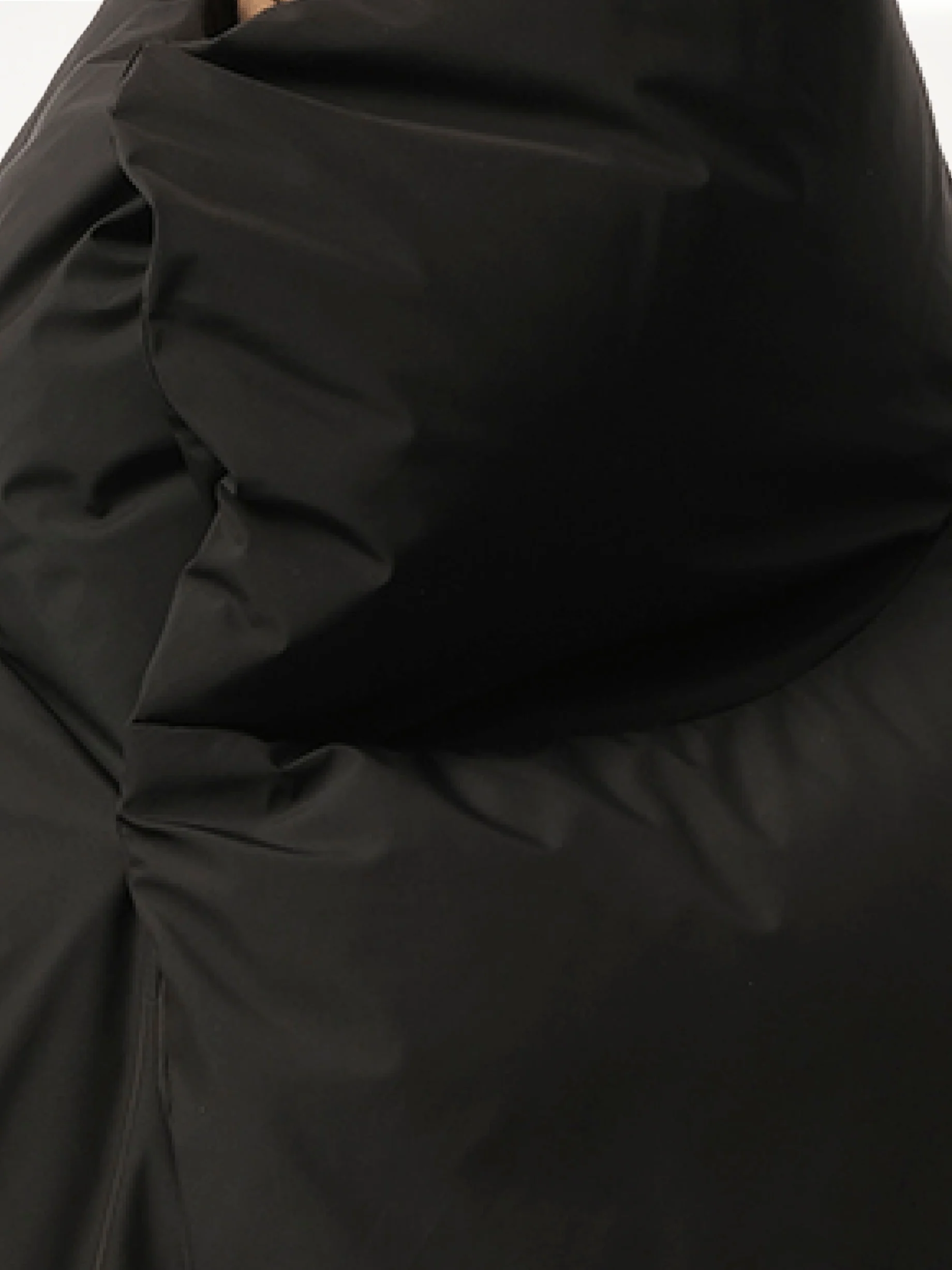 DBL Puffer Jacket in Black - Image 3