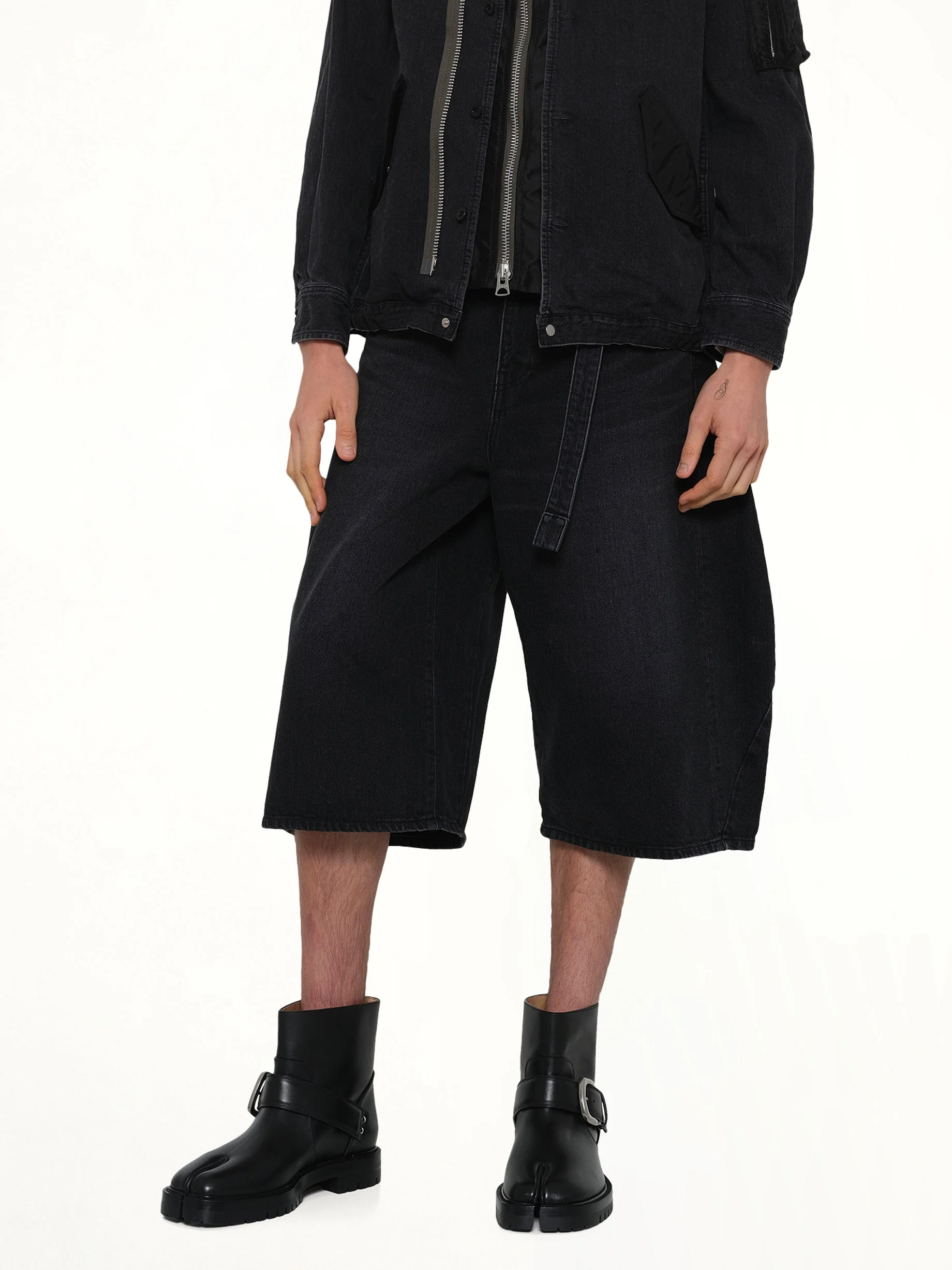 Denim Bermuda in Black - Image 6