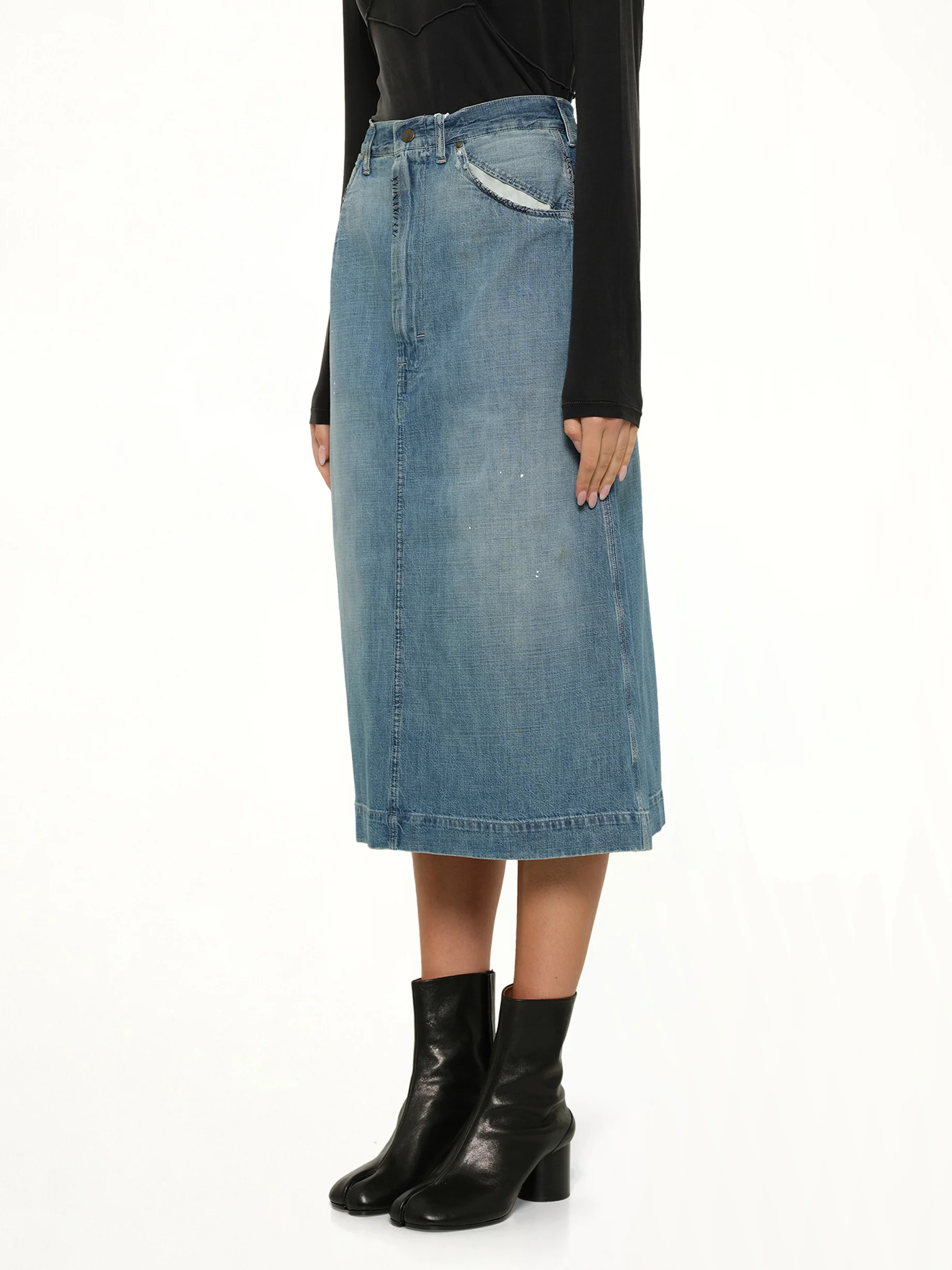 Denim Skirt in Medium Blue Vintage - Image 3